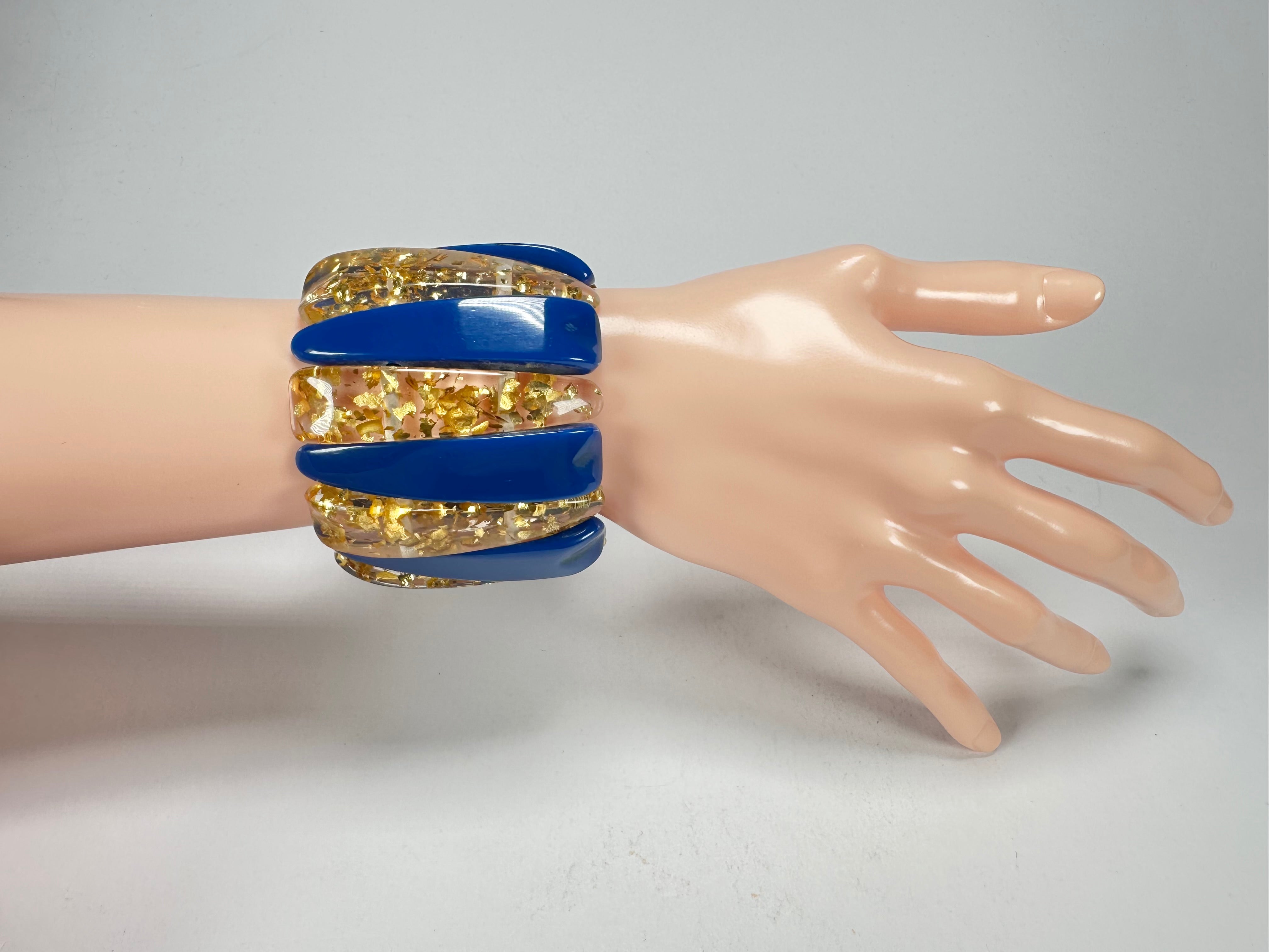 Jackie Brazil "Tulip" Royal Blue & Gold Flakes Elasticated Bracelet ( B0026 )