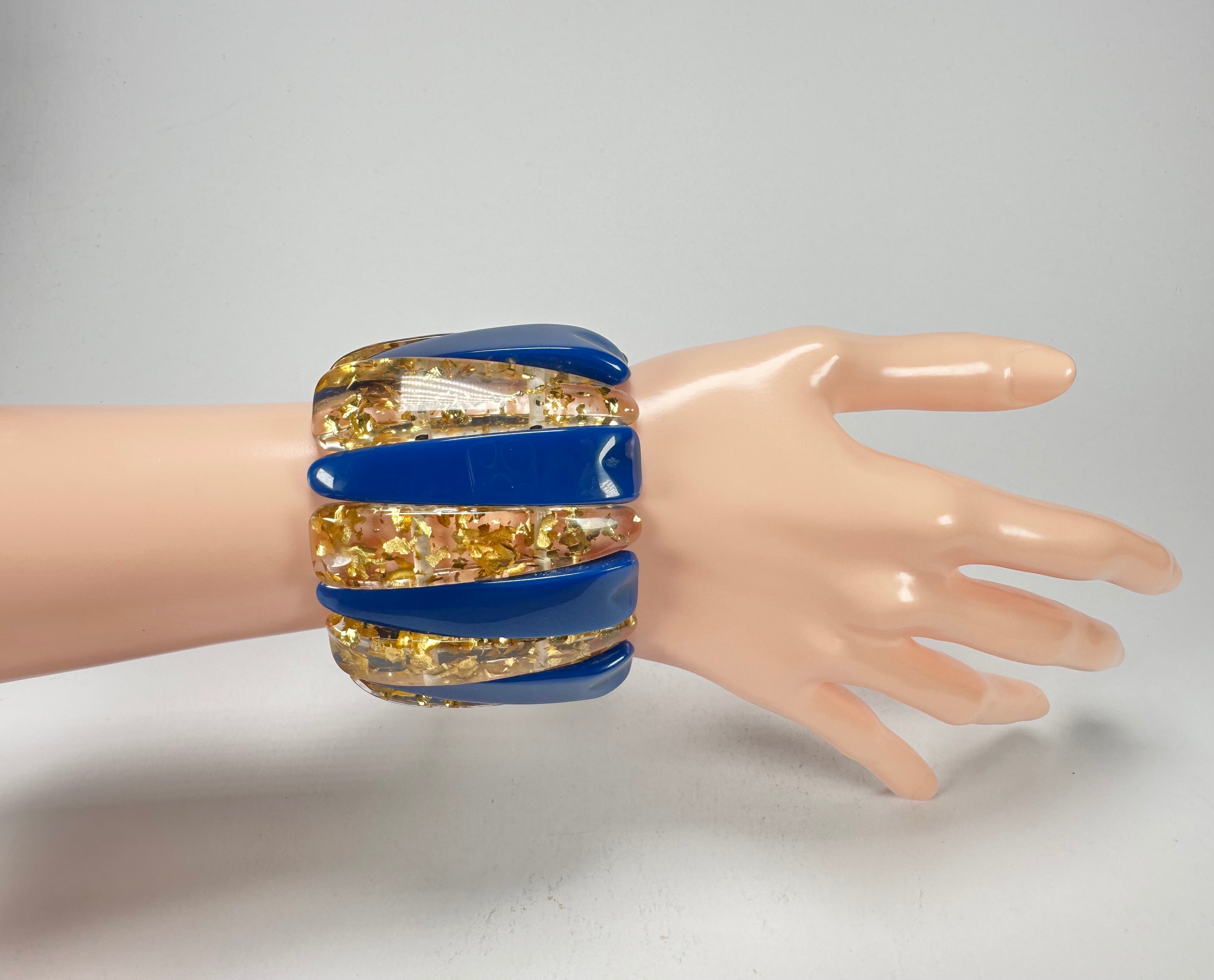 Jackie Brazil "Tulip" Royal Blue & Gold Flakes Elasticated Bracelet ( B0026 )