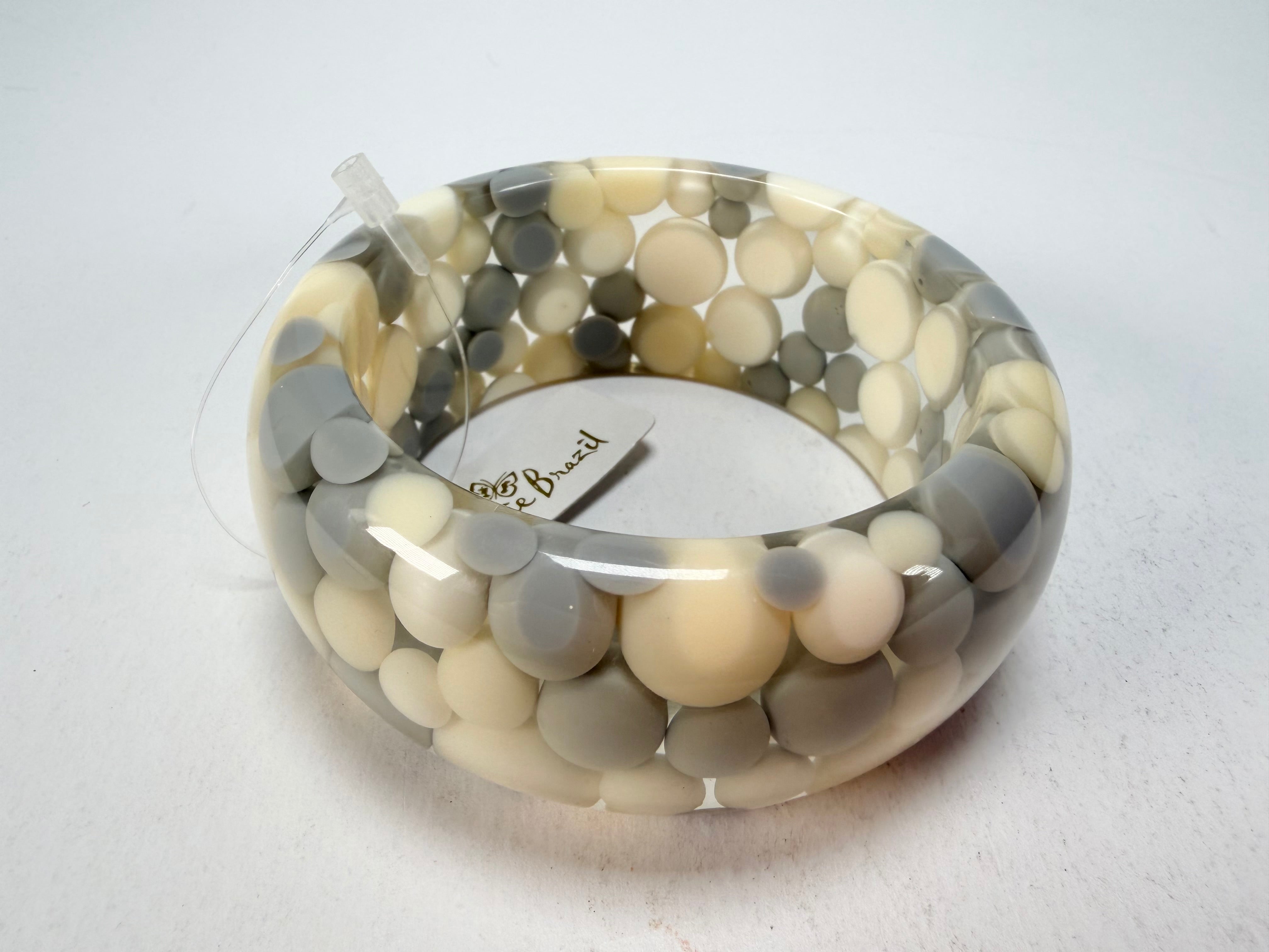 Jackie Brazil "Petit Balls" Cream Mix Spots Solid Round Resin 3.4cm Bangle ( B2520 )