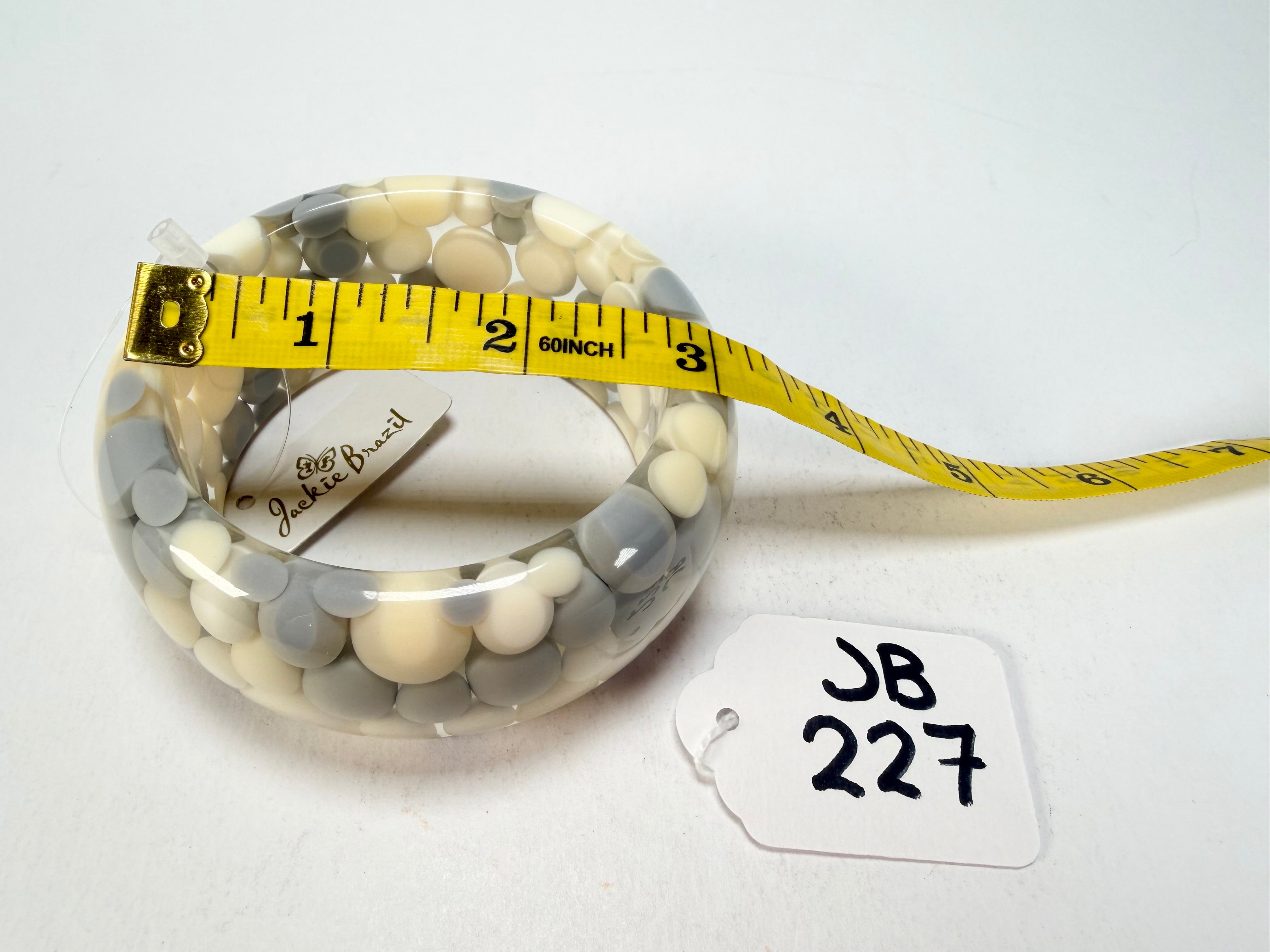 Jackie Brazil "Petit Balls" Cream Mix Spots Solid Round Resin 3.4cm Bangle ( B2520 )