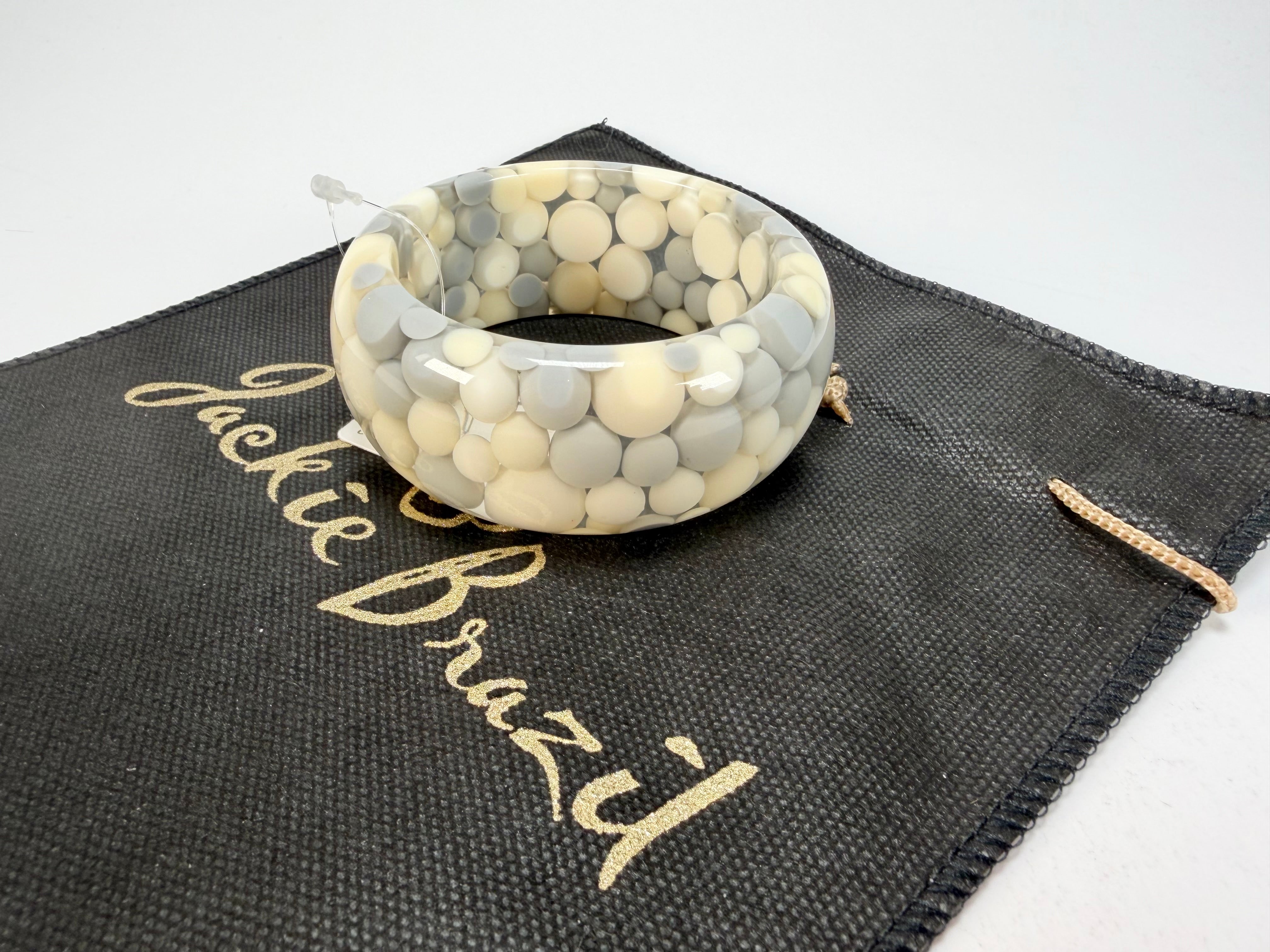 Jackie Brazil "Petit Balls" Cream Mix Spots Solid Round Resin 3.4cm Bangle ( B2520 )