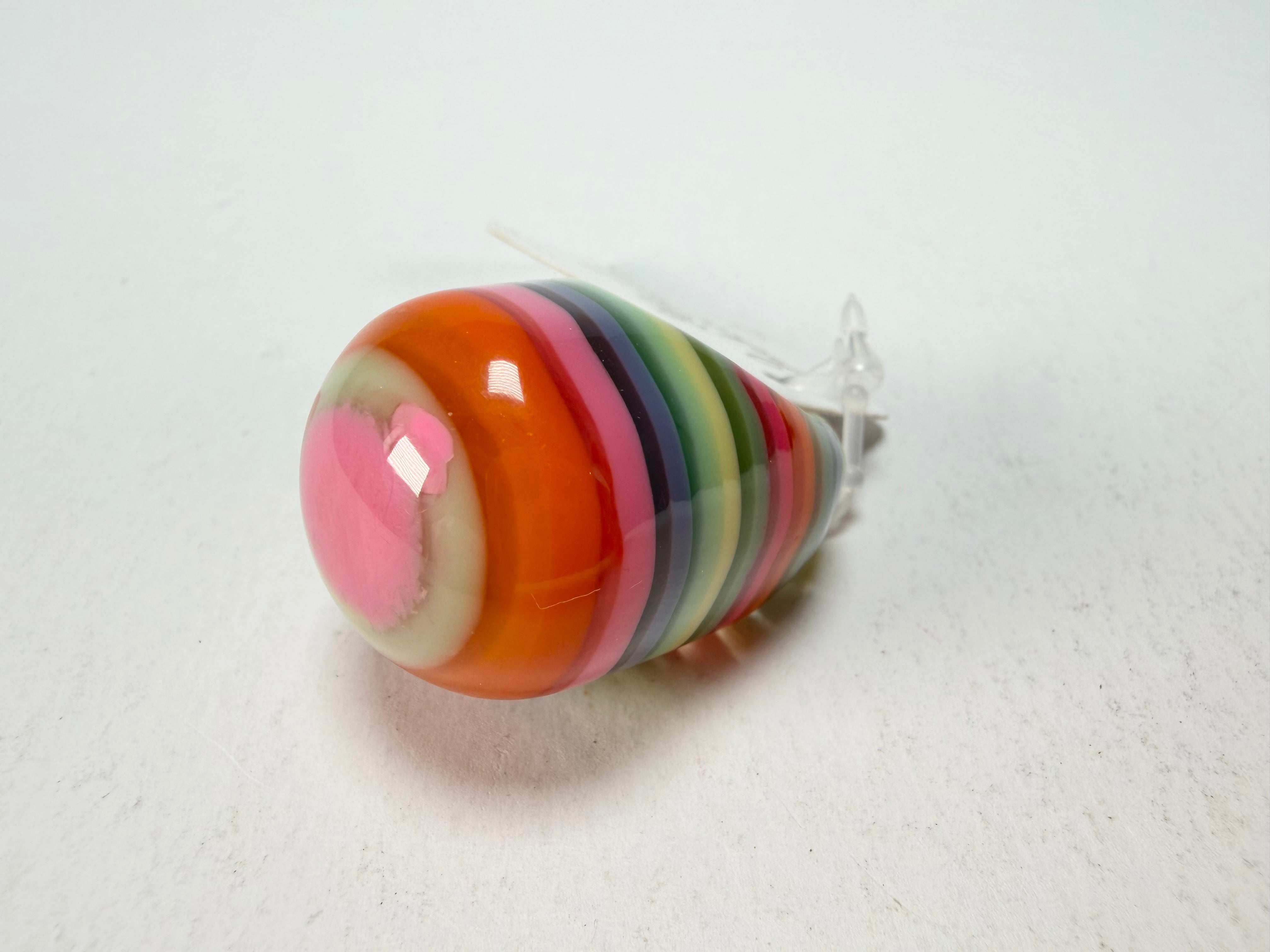 Jackie Brazil "Cat Eye" Liquorice Spring Mix Large Domed Resin Ring ( R1159 ) UK P / USA 8