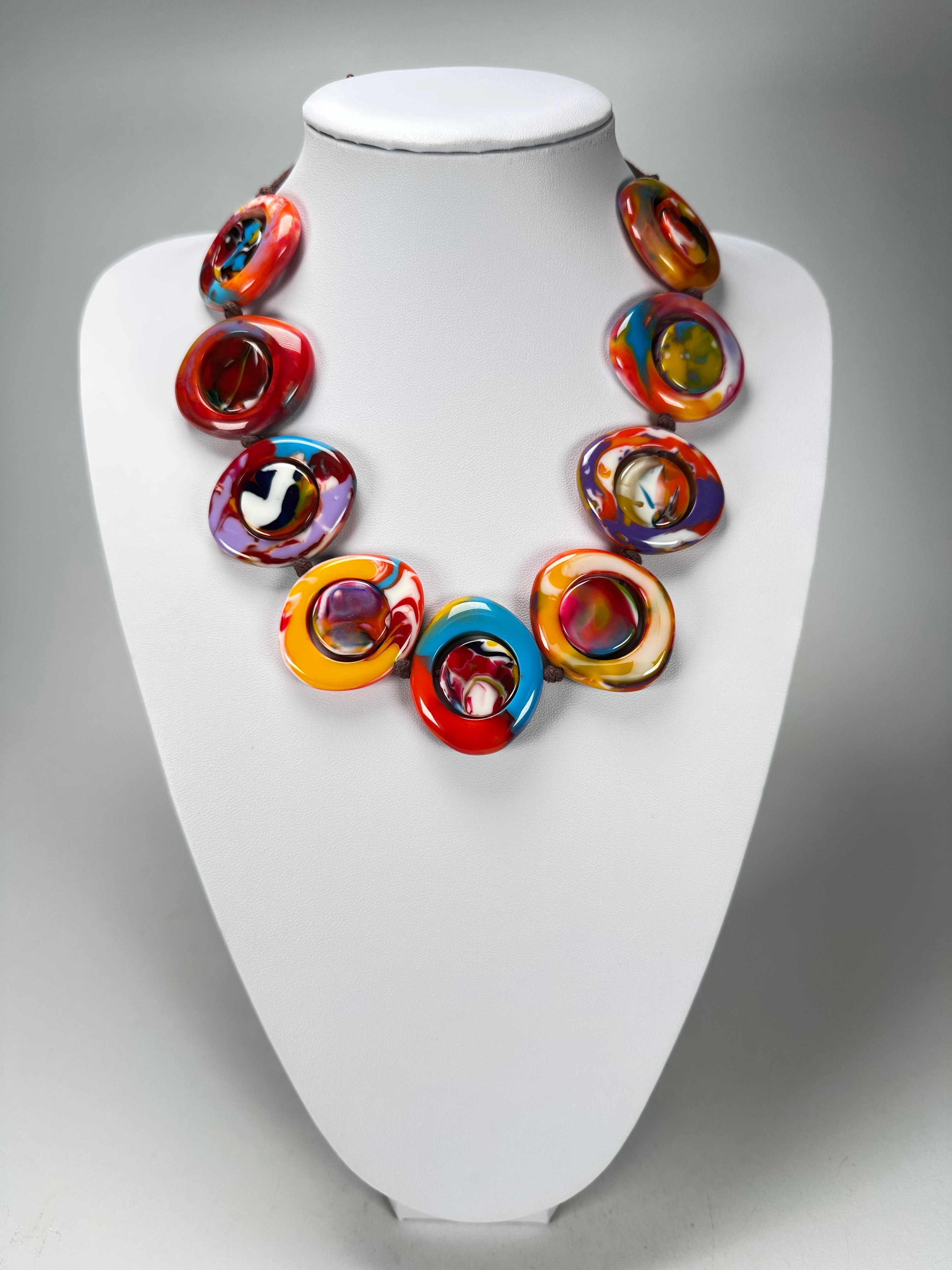 Jackie Brazil "Saturn" Kandinsky Disk and Cylinder On String Short 50cm Necklace ( N0060 )