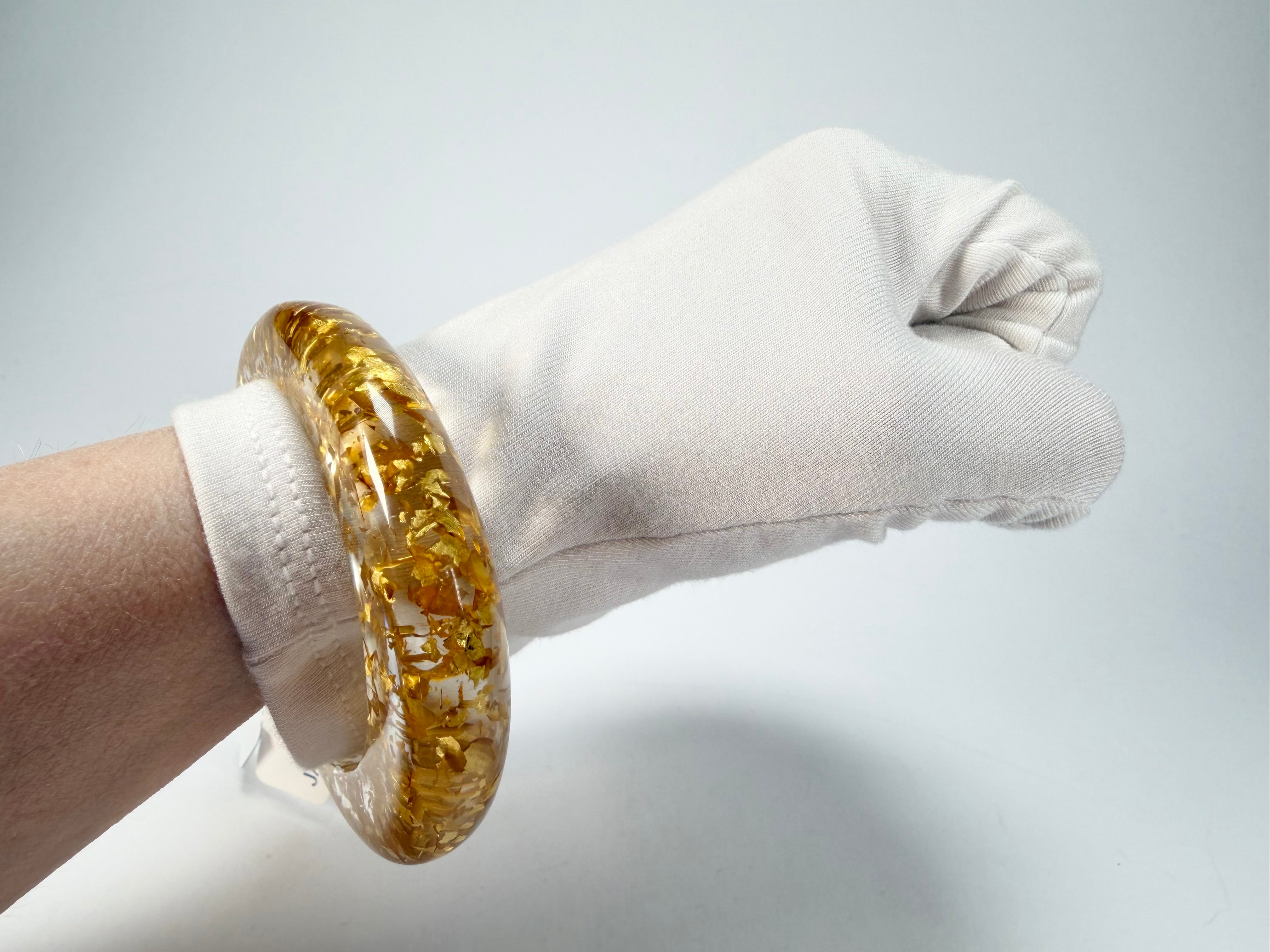 Jackie Brazil "Solid Oval" Gold Flakes 1.3cm Resin Bangle ( B0040 )
