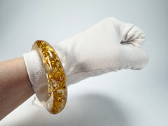 Jackie Brazil "Solid Oval" Gold Flakes 1.3cm Resin Bangle ( B0040 )