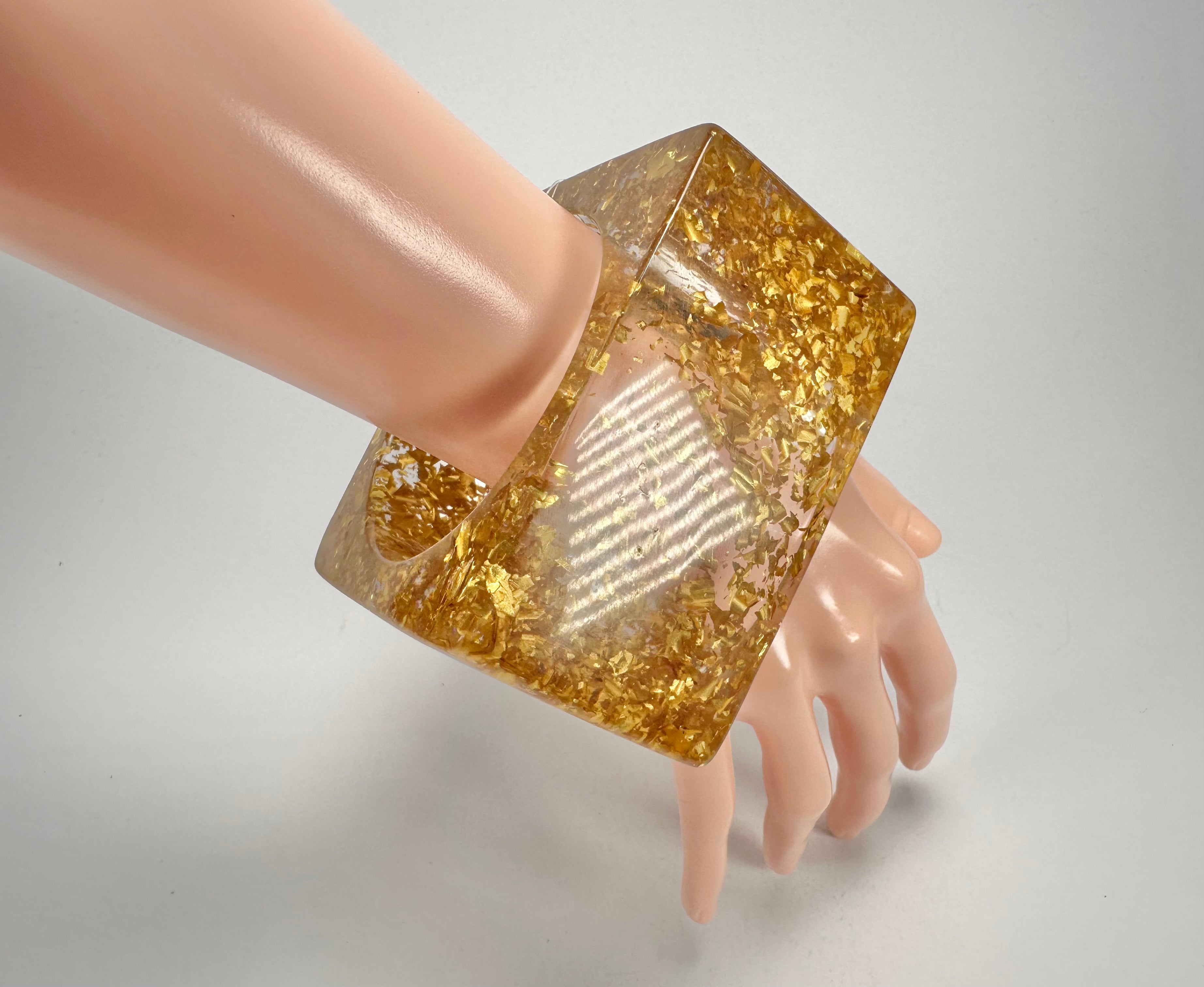 Jackie Brazil "Solid Square" Gold Flakes 5cm Bangle ( B2100 )