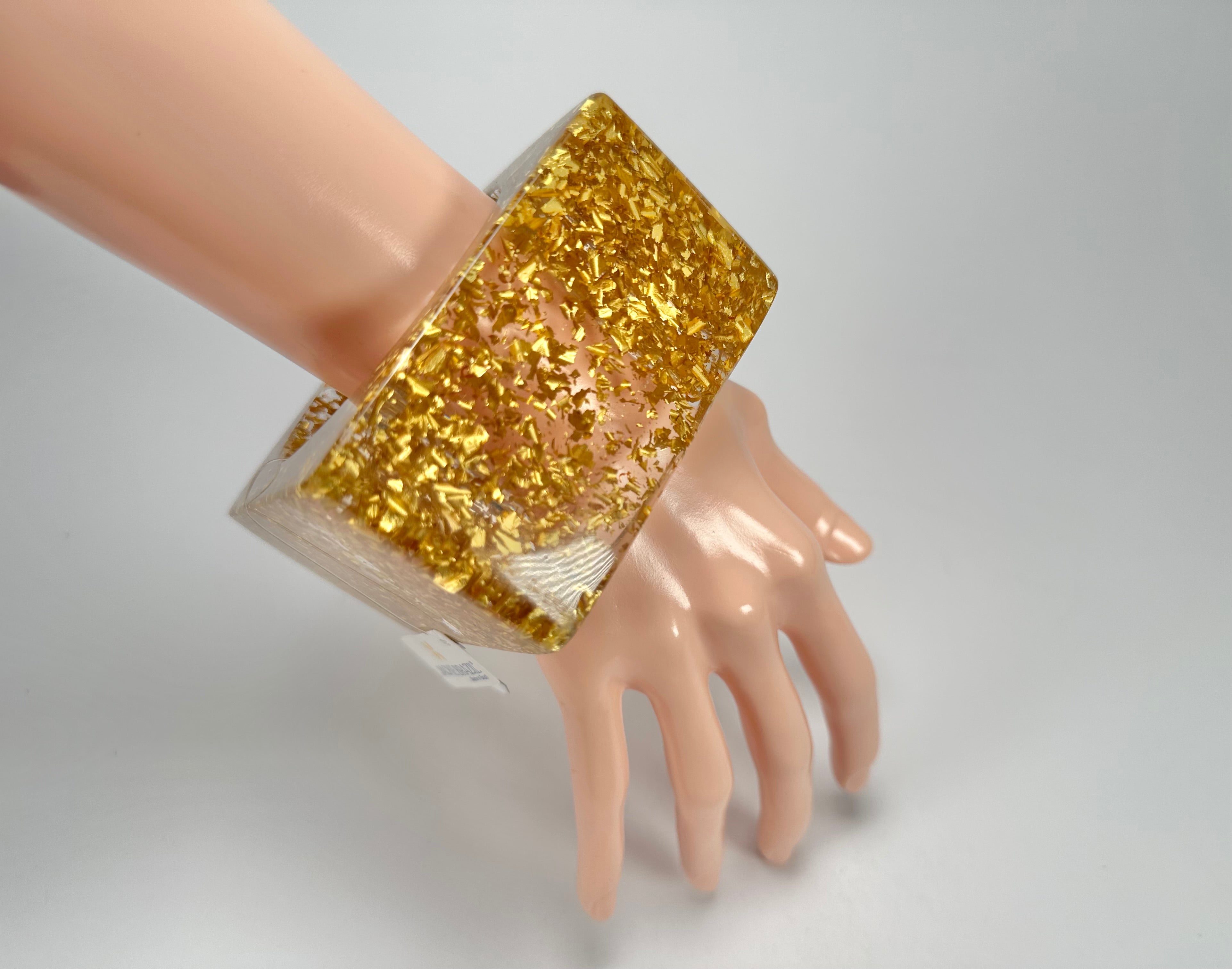 Jackie Brazil "Solid Square" Gold Flakes 5cm Bangle ( B2100 )