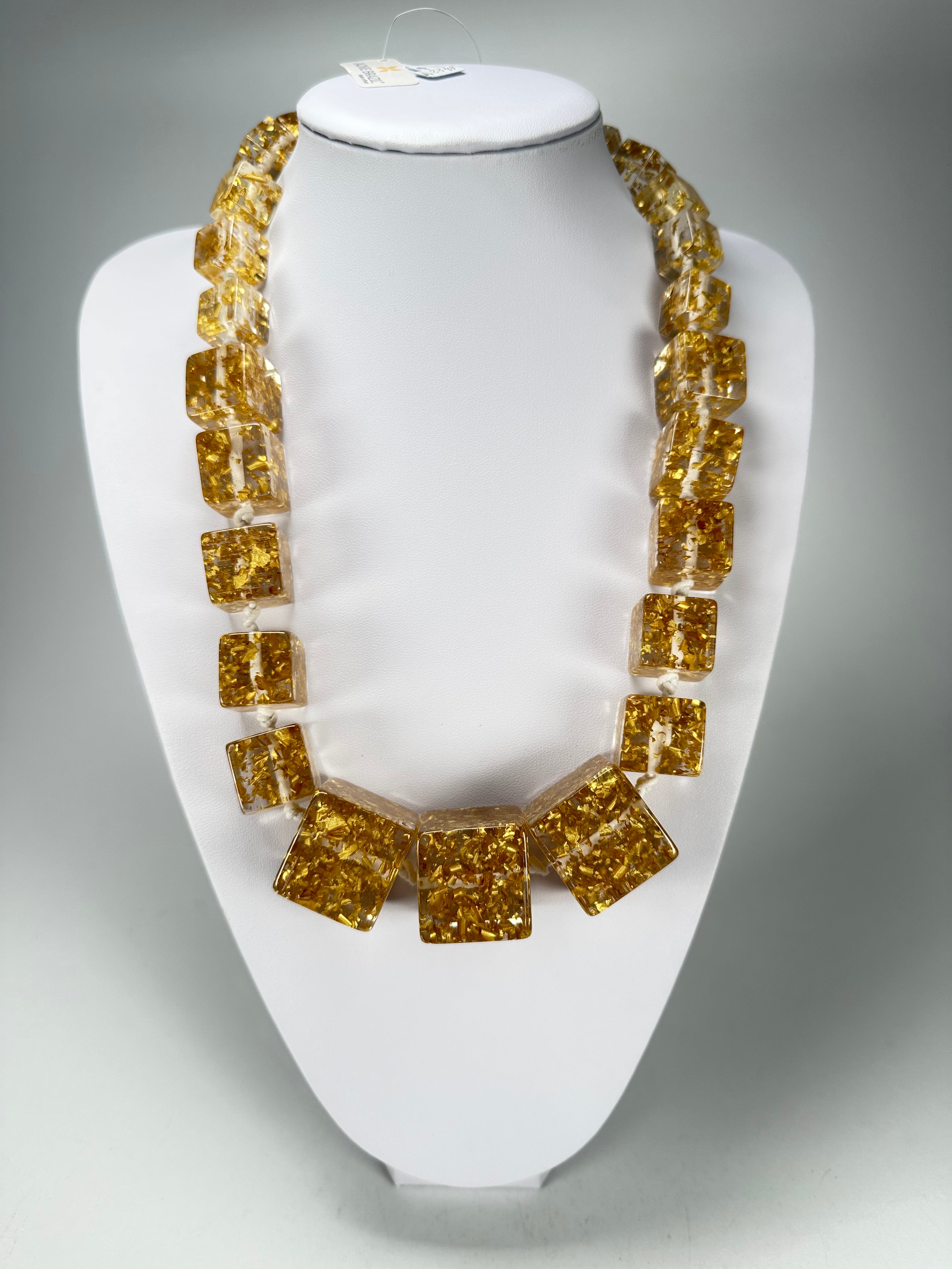 Jackie Brazil "Gold Flakes" Mix Size Liquorice Cubes Resin Necklace ( N3343 )