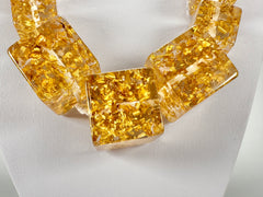 Jackie Brazil "Gold Flakes" Mix Size Liquorice Cubes Resin Necklace ( N3343 )
