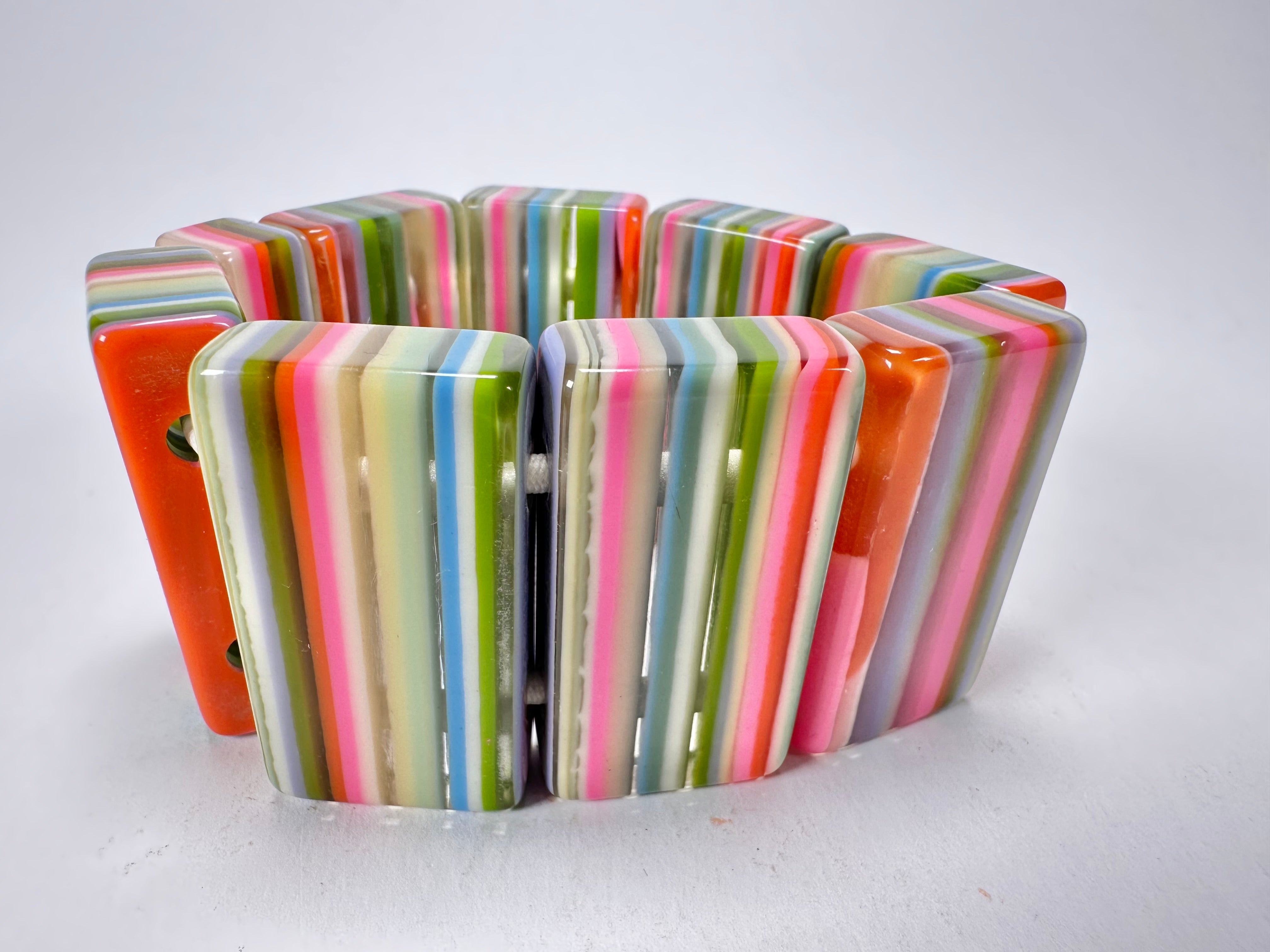 Jackie Brazil "Pop Art" Liquorice Spring Mix 8 Squares Elasticated Bracelet ( B0376 )