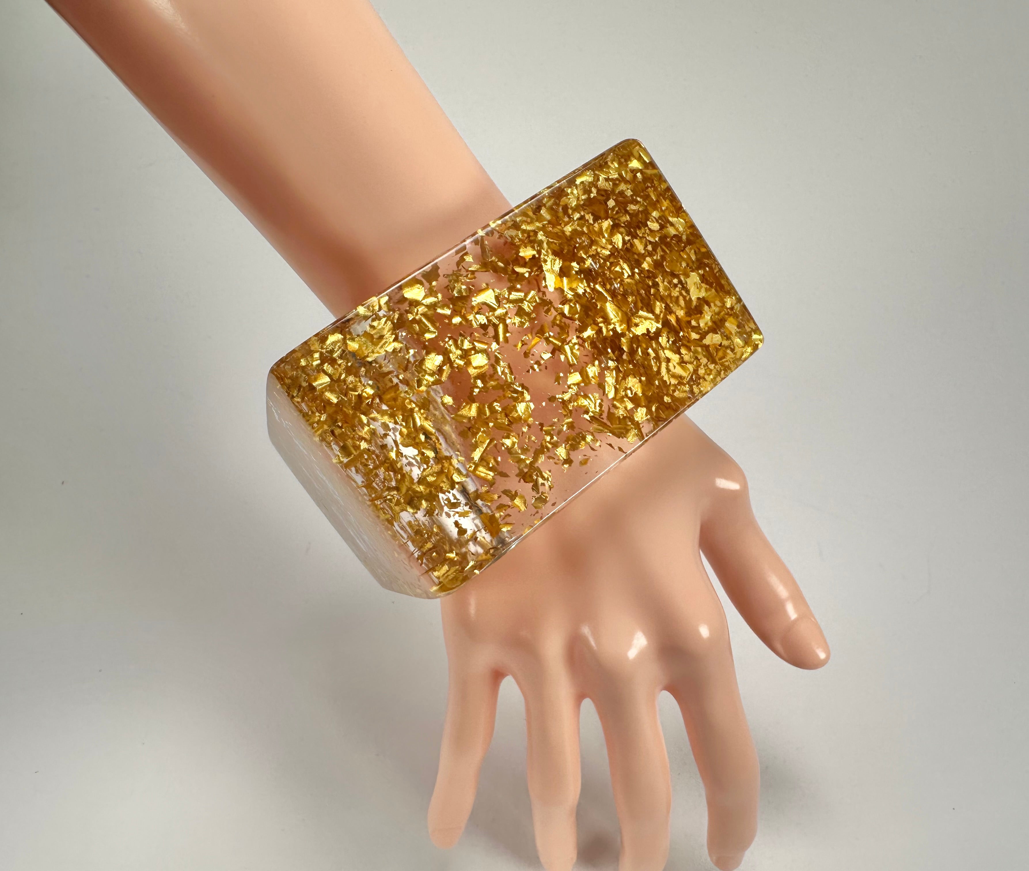 Jackie Brazil "Solid Square" Gold Flakes 5cm Bangle ( B2100 )