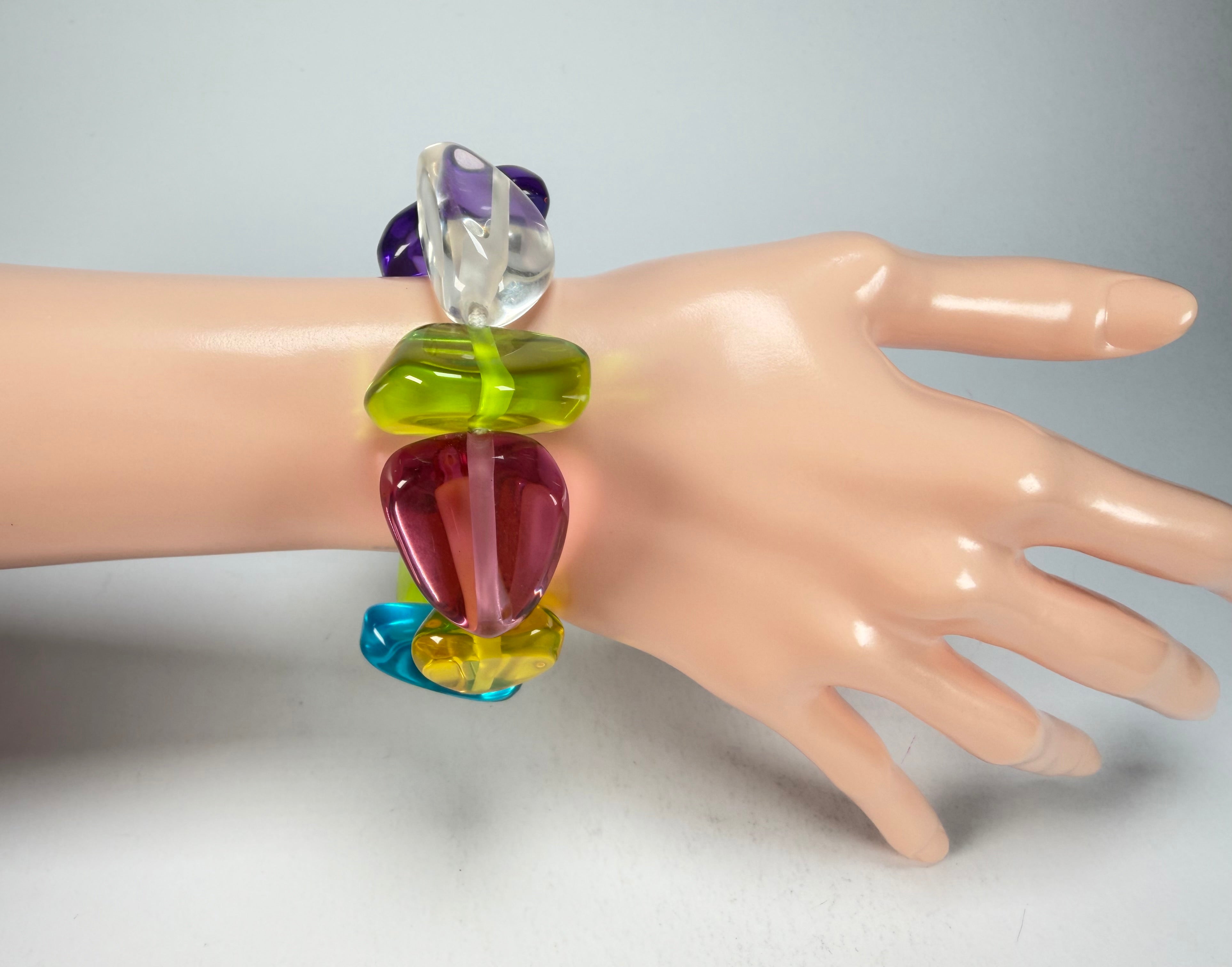 Jackie Brazil "Diamonds" Transparent Summer Mix Flintstone Bone Bracelet ( B0211 )