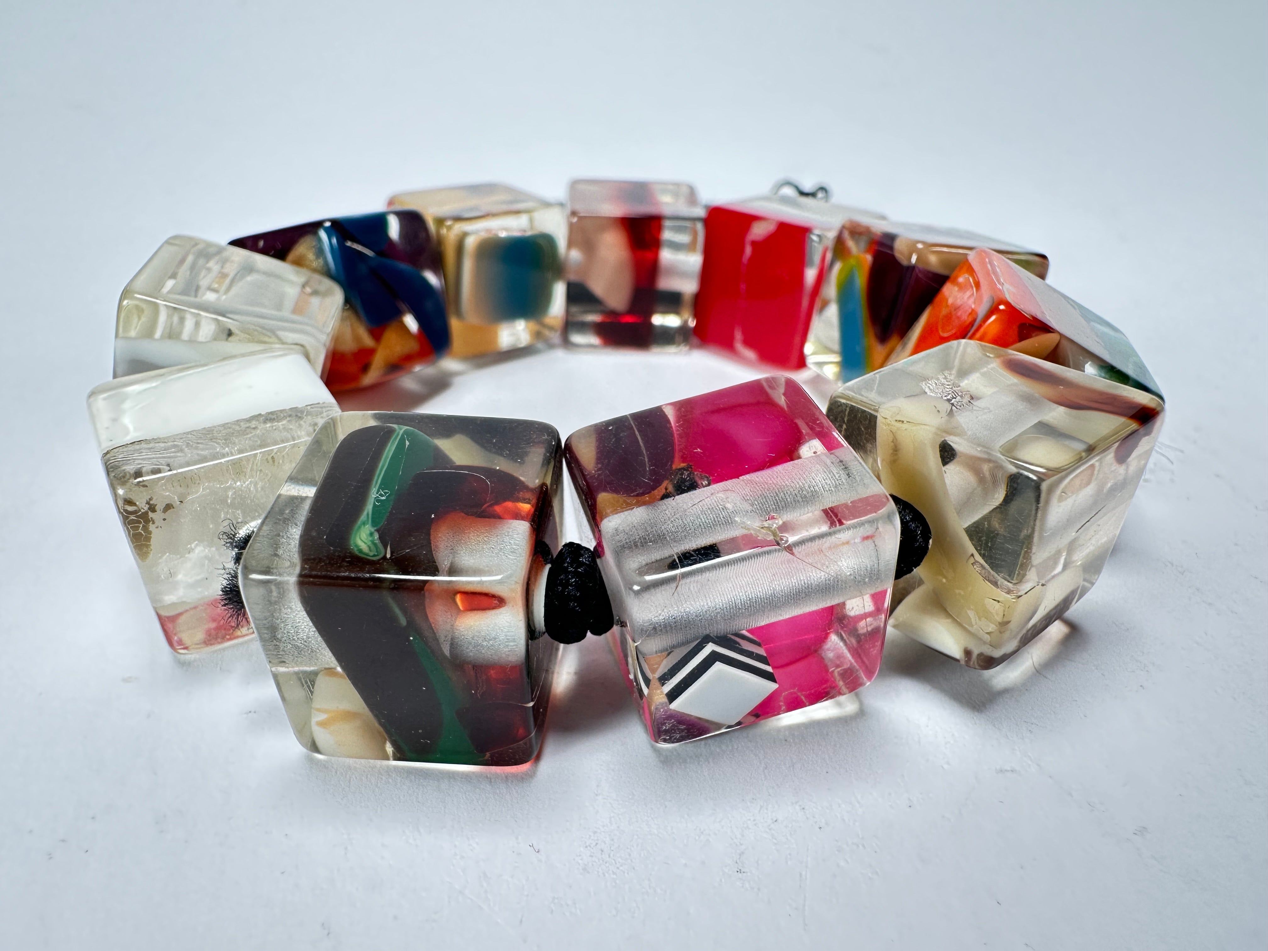 Jackie Brazil "Encapsulated Pieces" Cascade Small Cubes Bracelet ( B3349 )