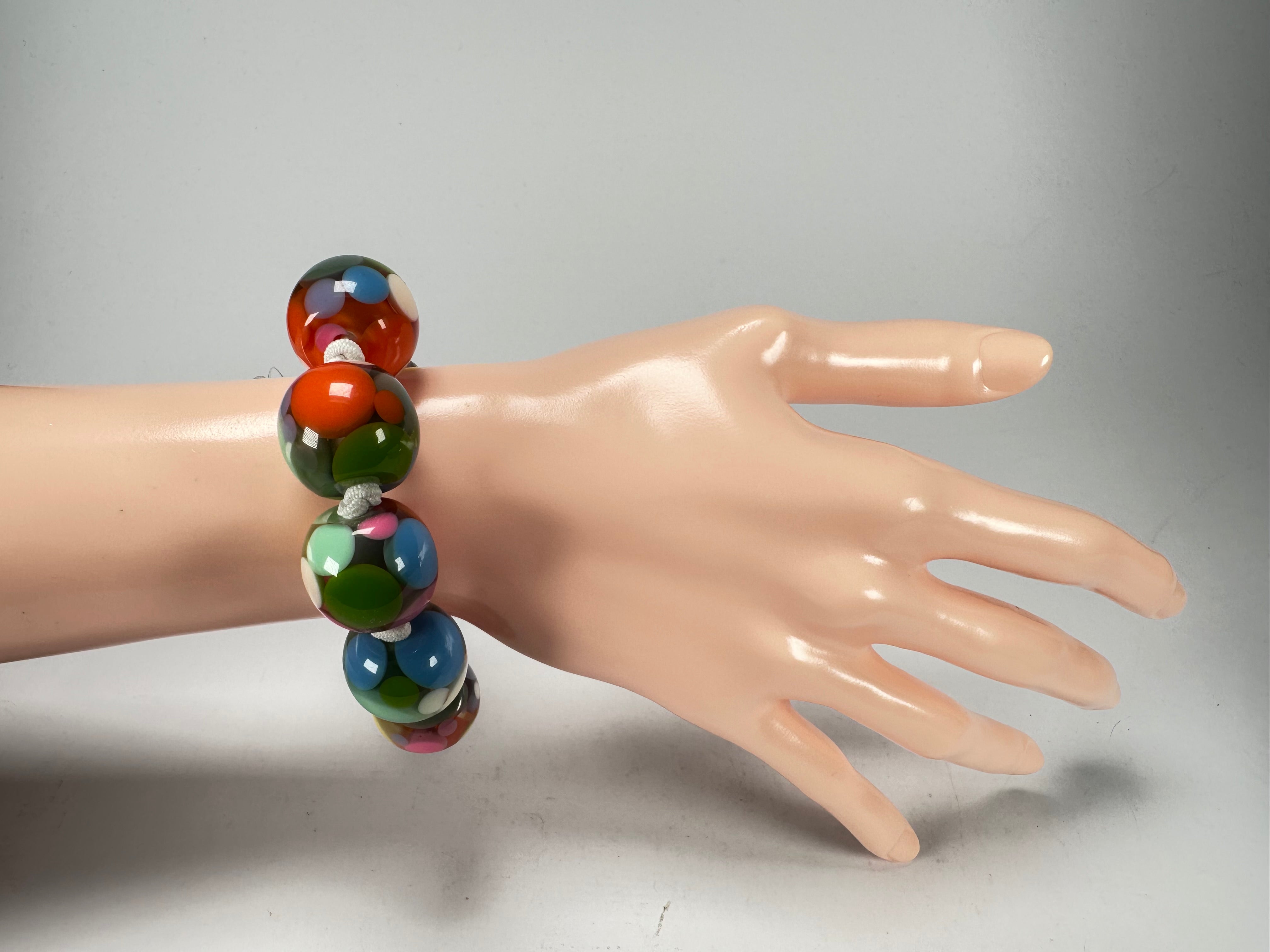 Jackie Brazil "Spots" Spotted Balls On Elastic Resin Bracelet ( B1470 )