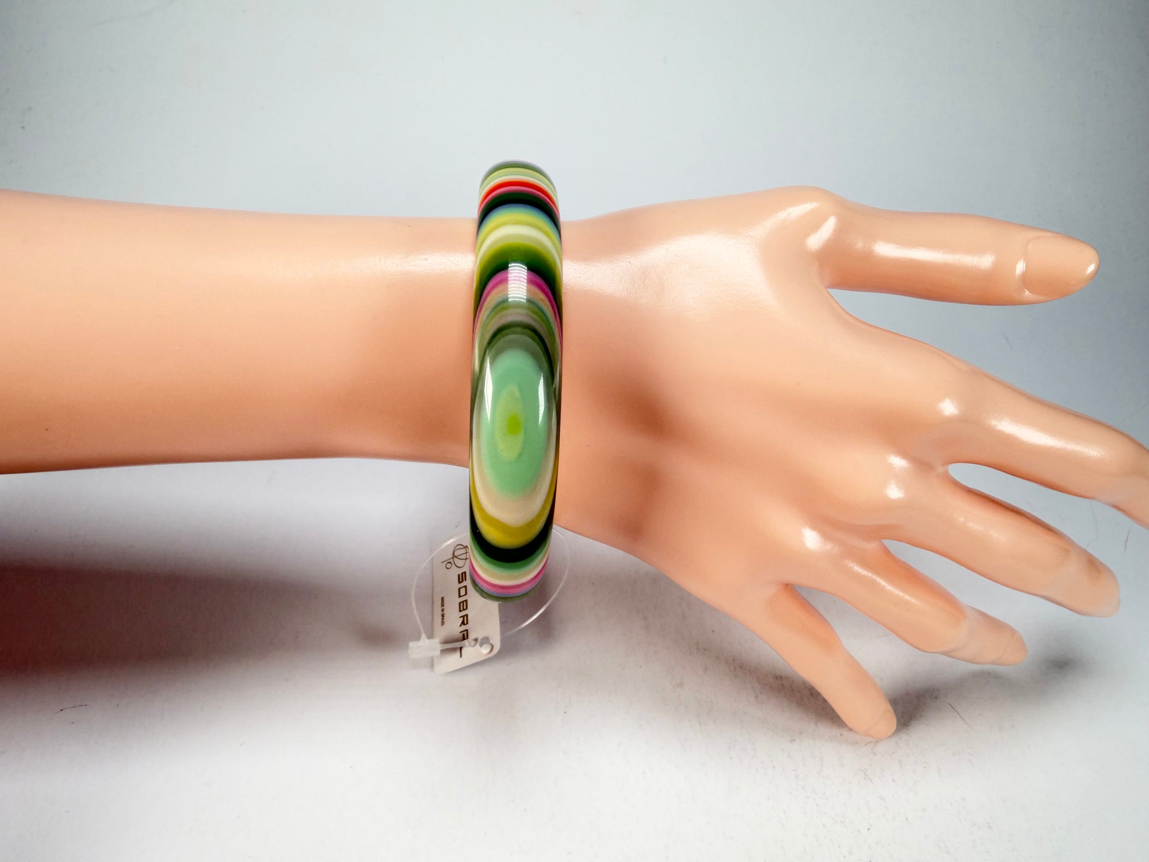 Jackie Brazil "Thin Cat Eye" Liquorice Allsorts with Cat Eye Spring Colour 1.3cm Resin Bangle ( B1151 )