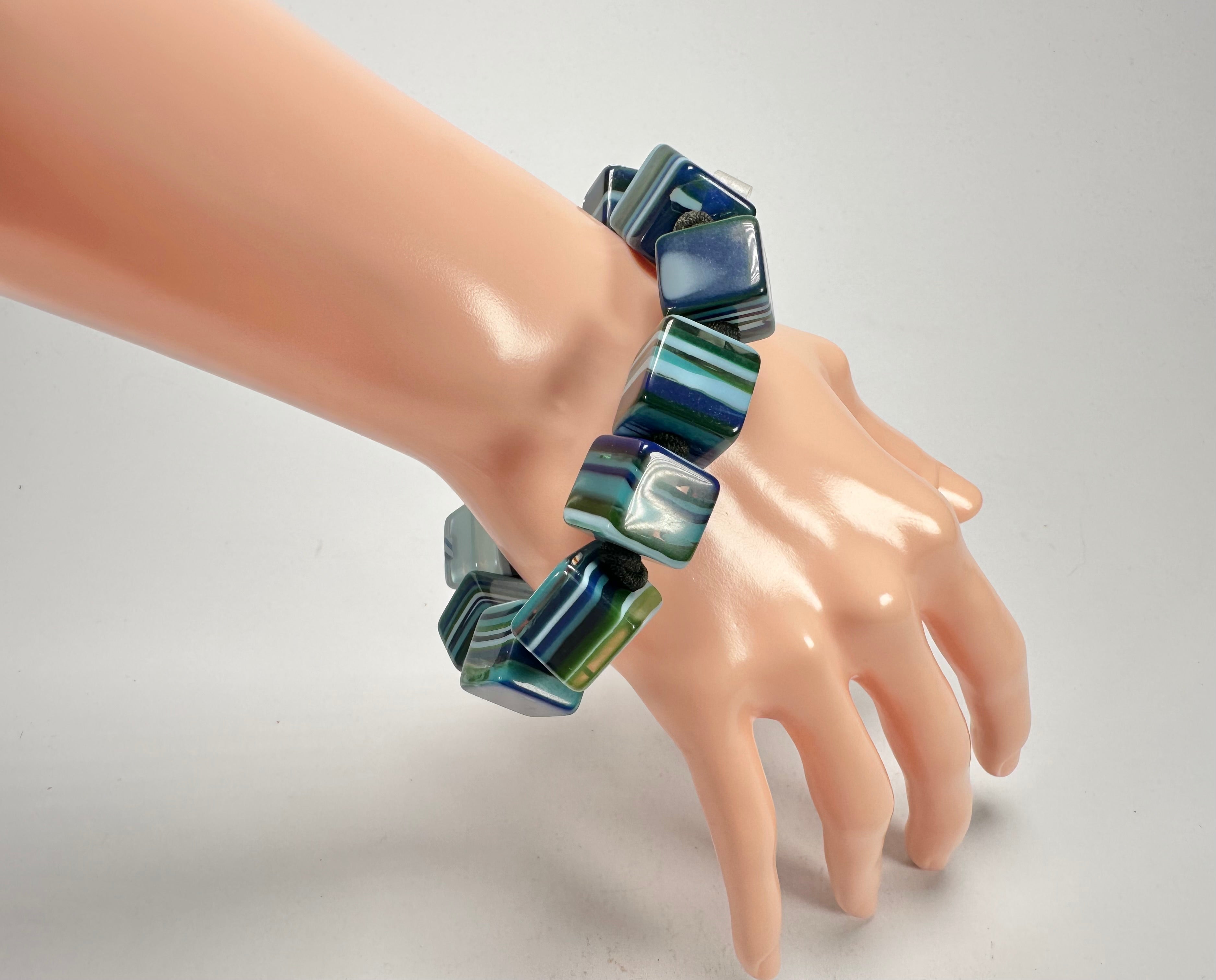 Jackie Brazil "POP" Liquorice Blue Mix Small Cubes Bracelet ( B0224 )