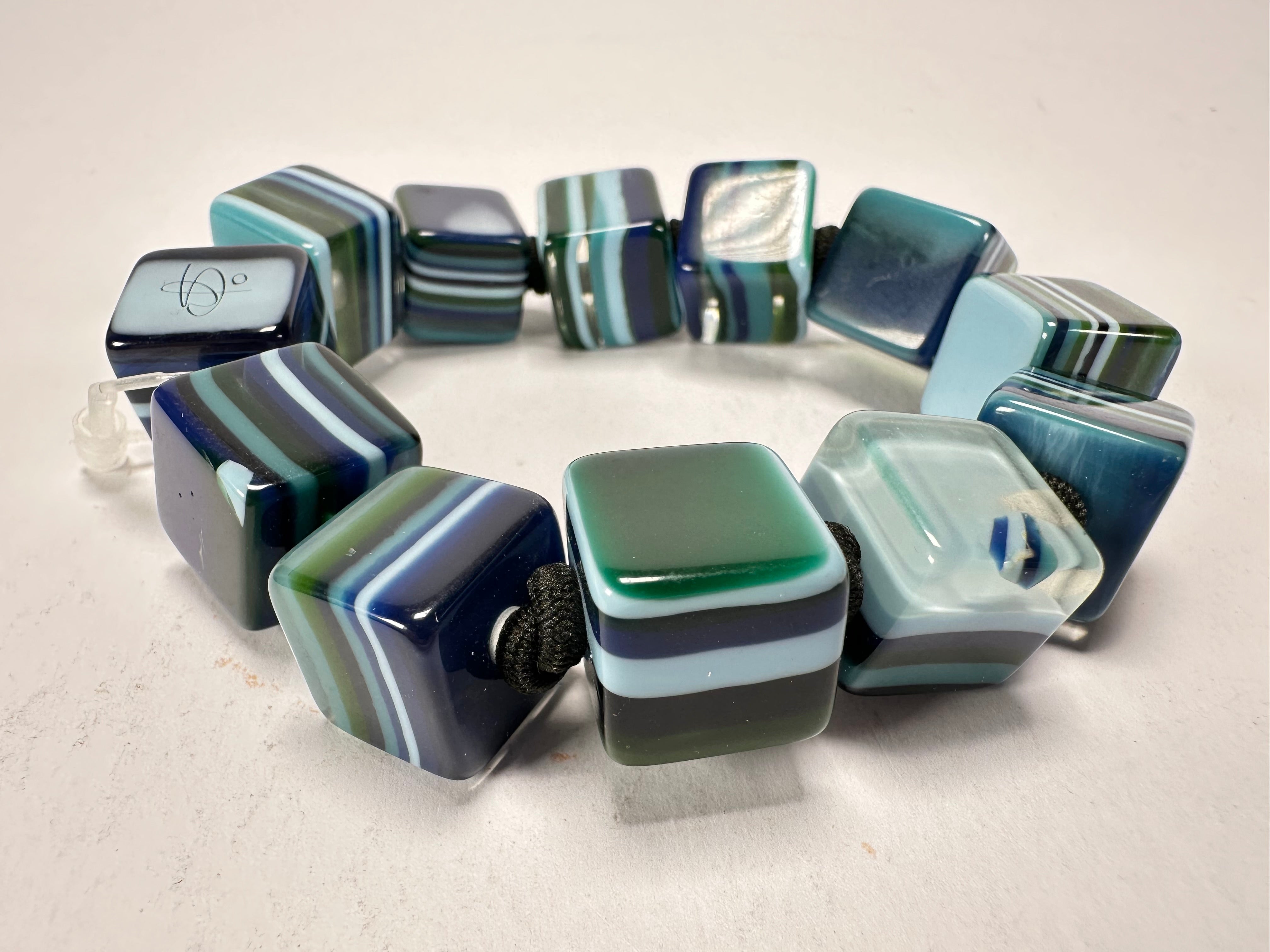 Jackie Brazil "POP" Liquorice Blue Mix Small Cubes Bracelet ( B0224 )