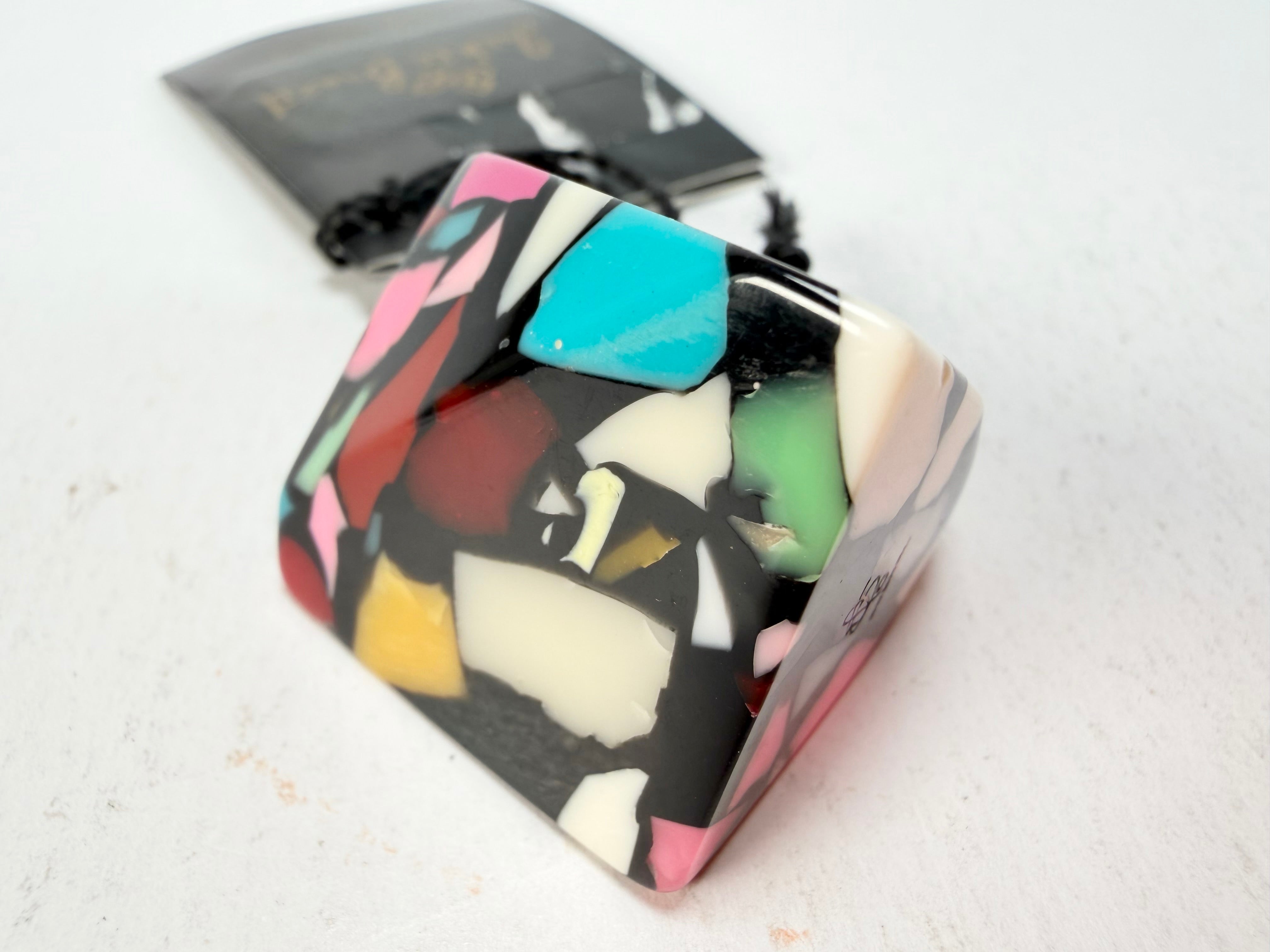 Jackie Brazil "Art Deco" Abstract Resin Ring ( R3081 ) Size UK P / USA 7.5