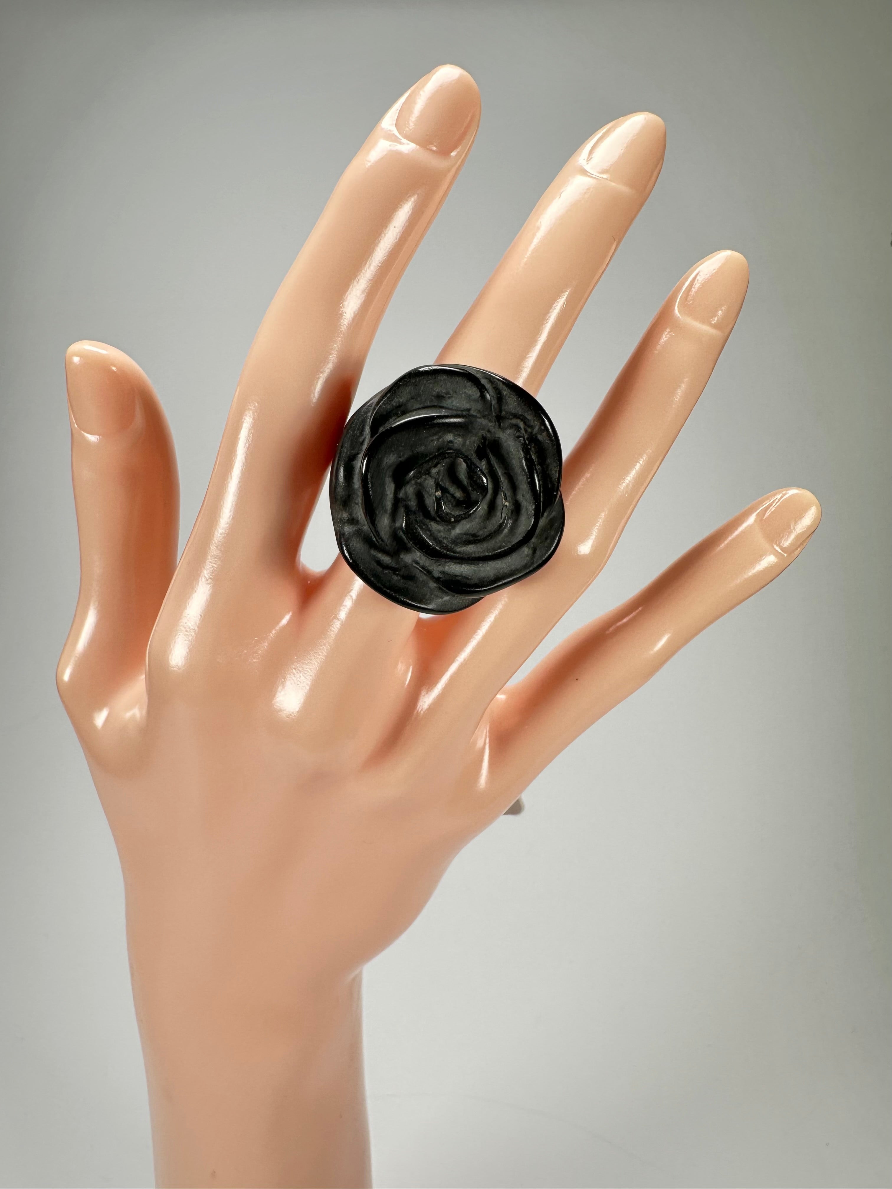 Jackie Brazil "Rose" Black Resin Rose Ring ( R0585 ) Size UK M / US 6