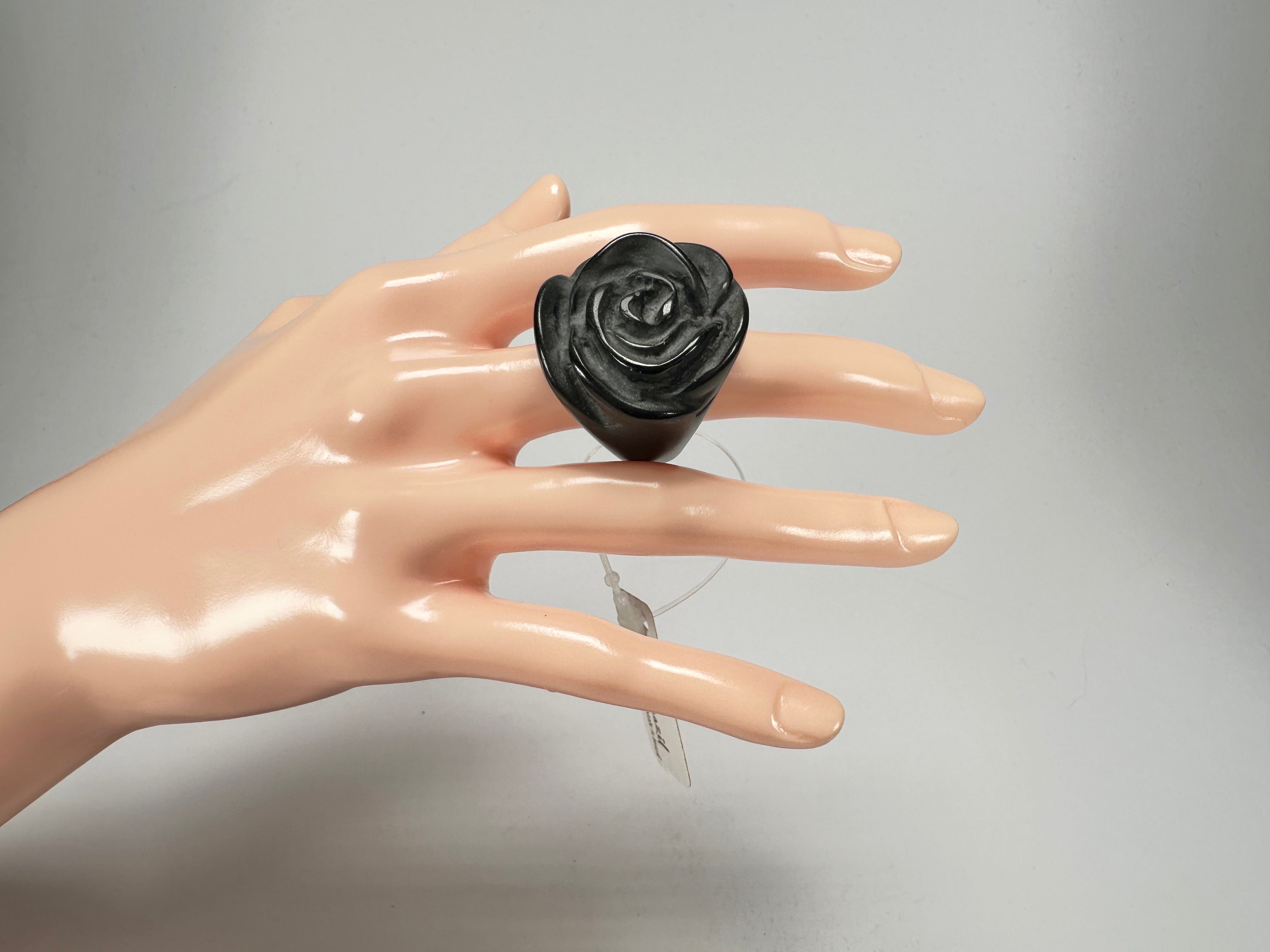Jackie Brazil "Rose" Black Resin Rose Ring ( R0585 ) Size UK M / US 6