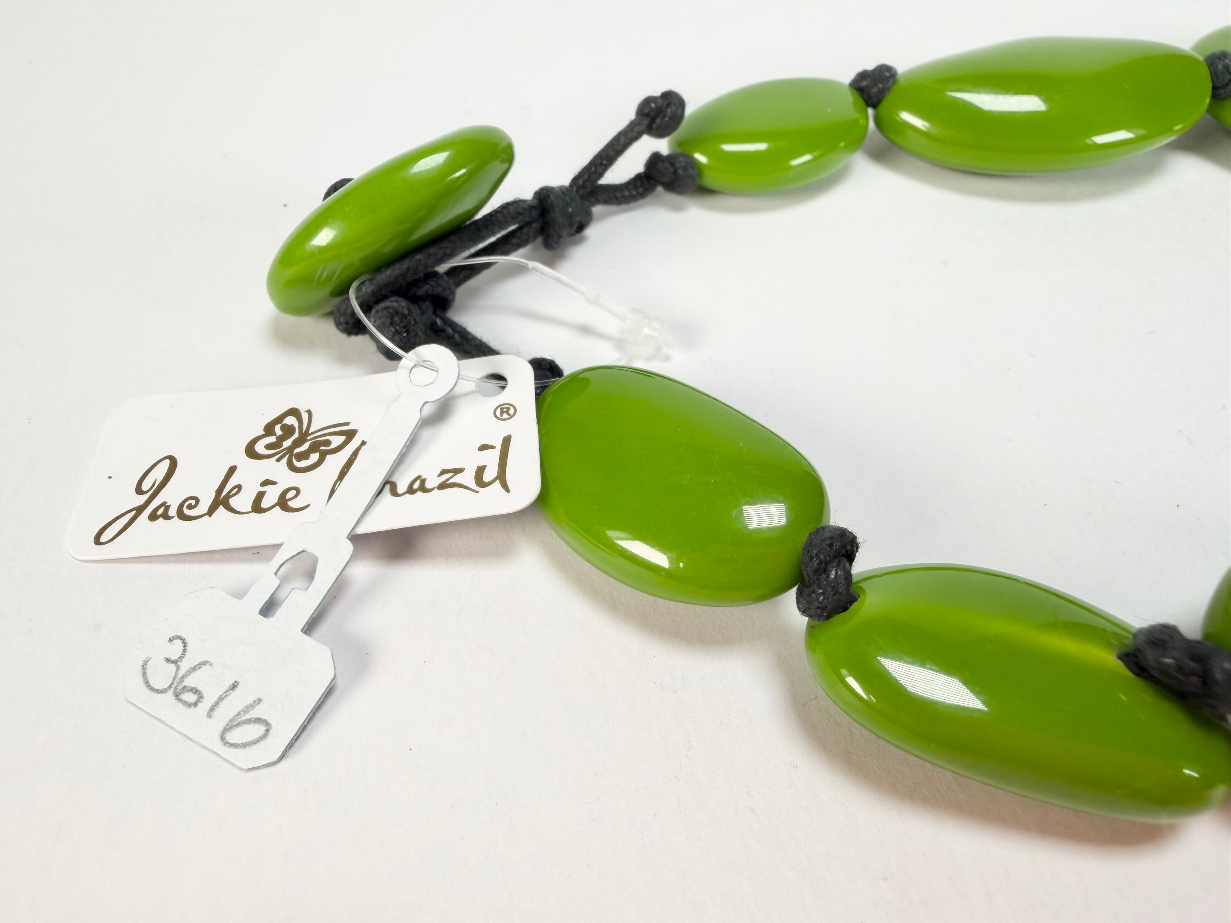 Jackie Brazil "Green Gloss" Short Flat Riverstones 50cm Necklace ( N3616 )