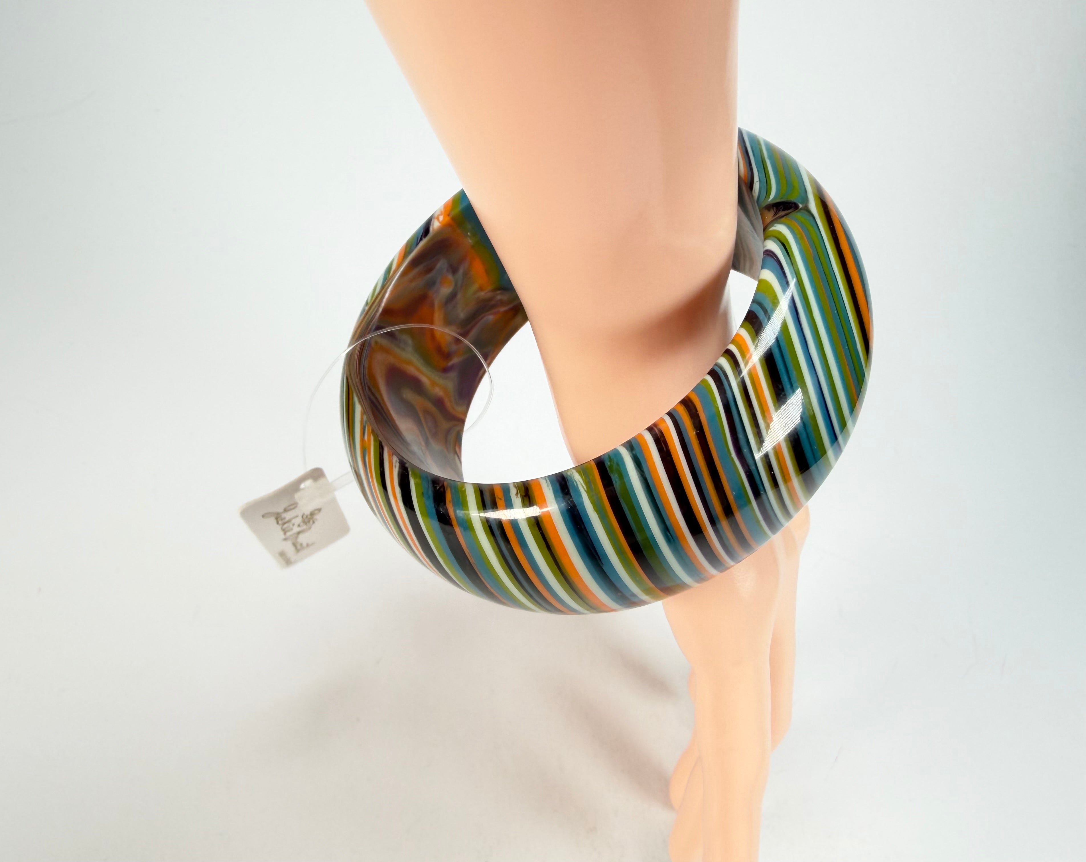 Jackie Brazil "All Sorts "Liquorice w/Cat Eye Winter Mix 3.4cm Bangle ( B2444 )