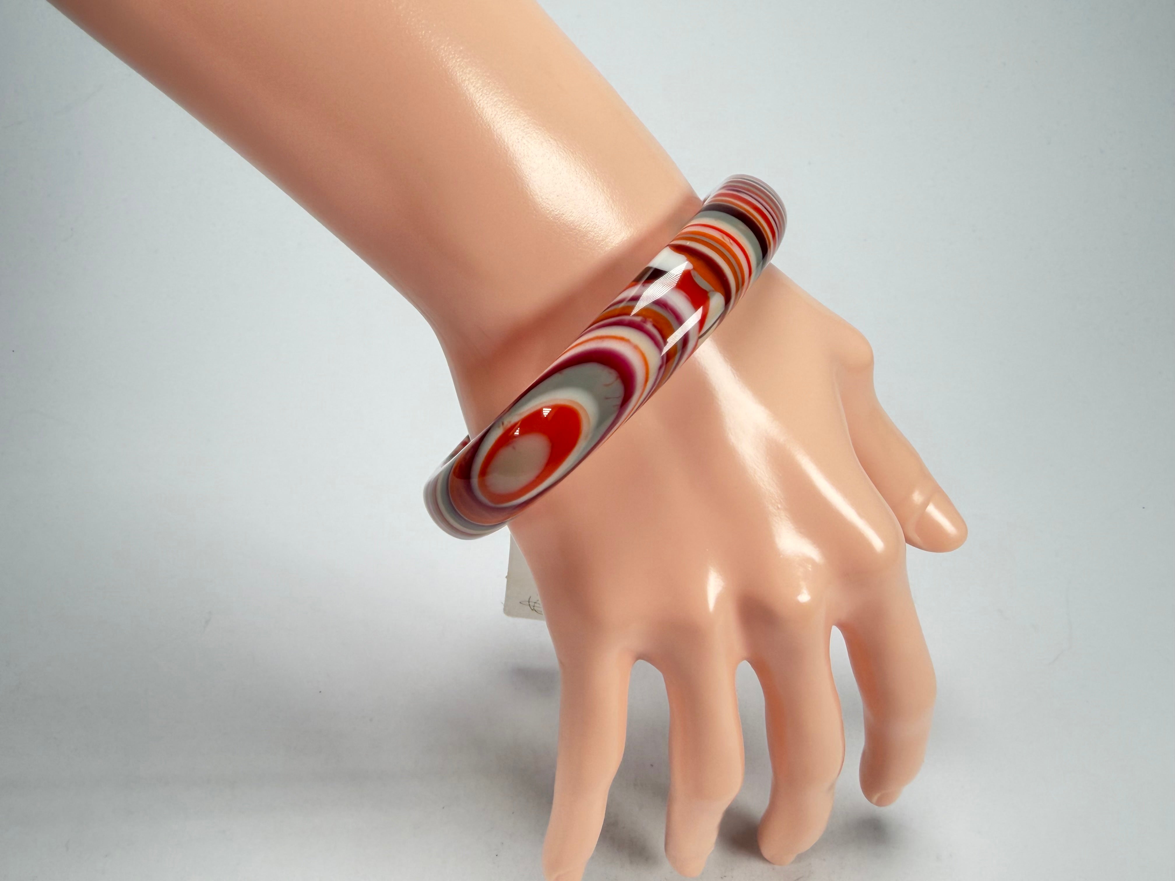 Jackie Brazil "Thin Cat Eye" Liquorice Allsorts with Cat Eye Orange Mix 1.3cm Resin Bangle ( B1151 )