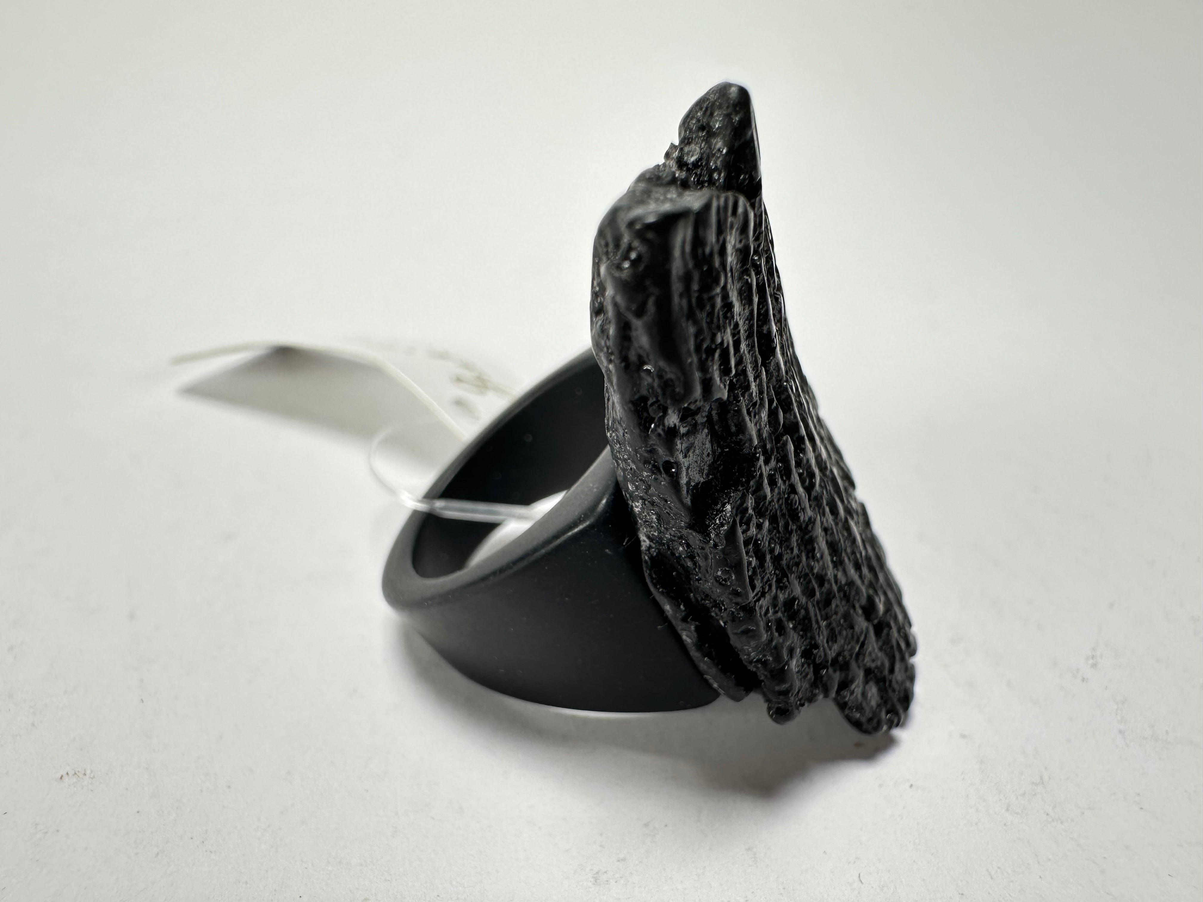 Jackie Brazil "Dark Black" Charcoal Resin Ring ( R2782 ) UK P / USA 7.5