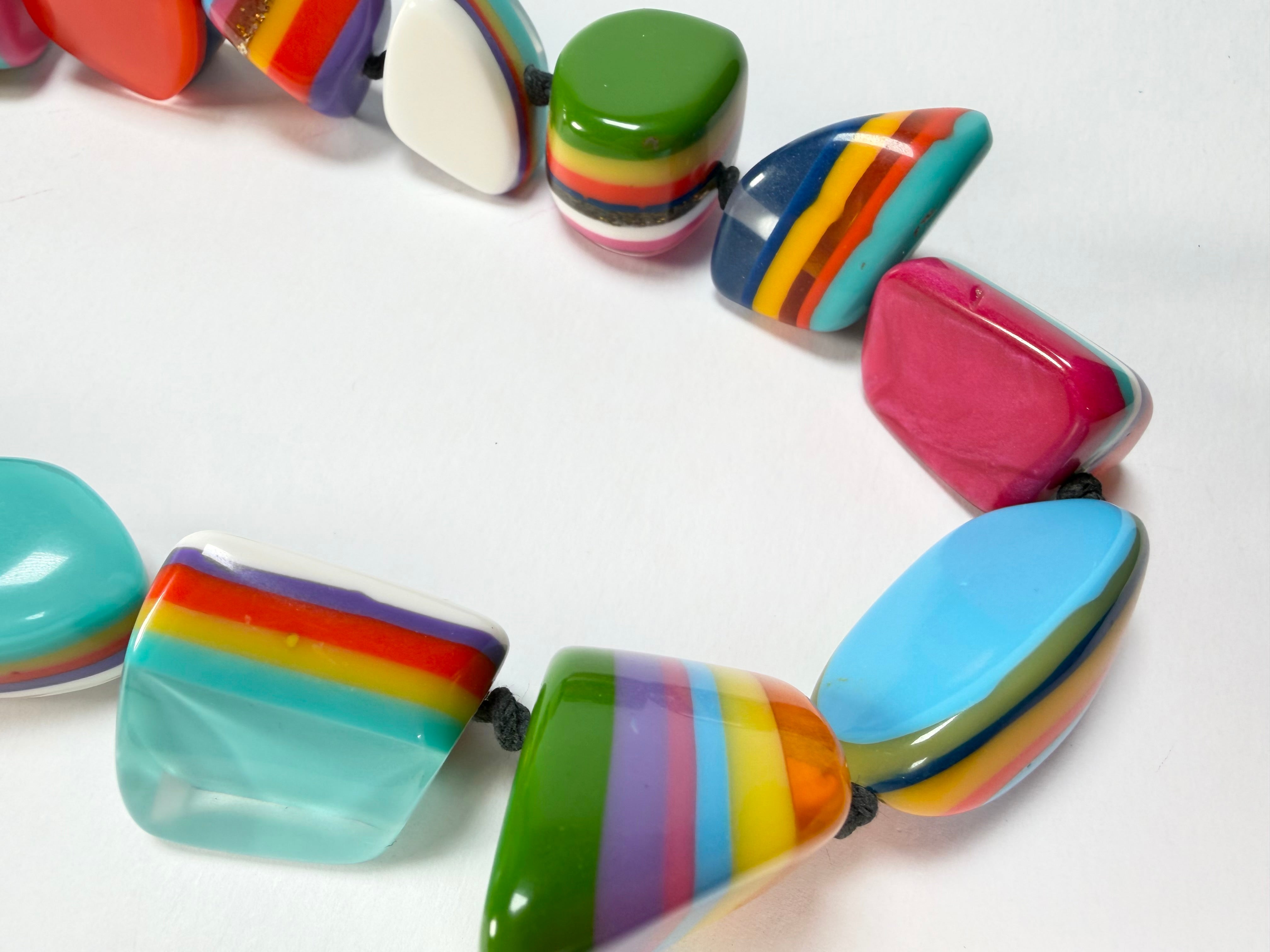Jackie Brazil "Mix Colours" Large Stones Long 75cm Resin Necklace ( N0425 )