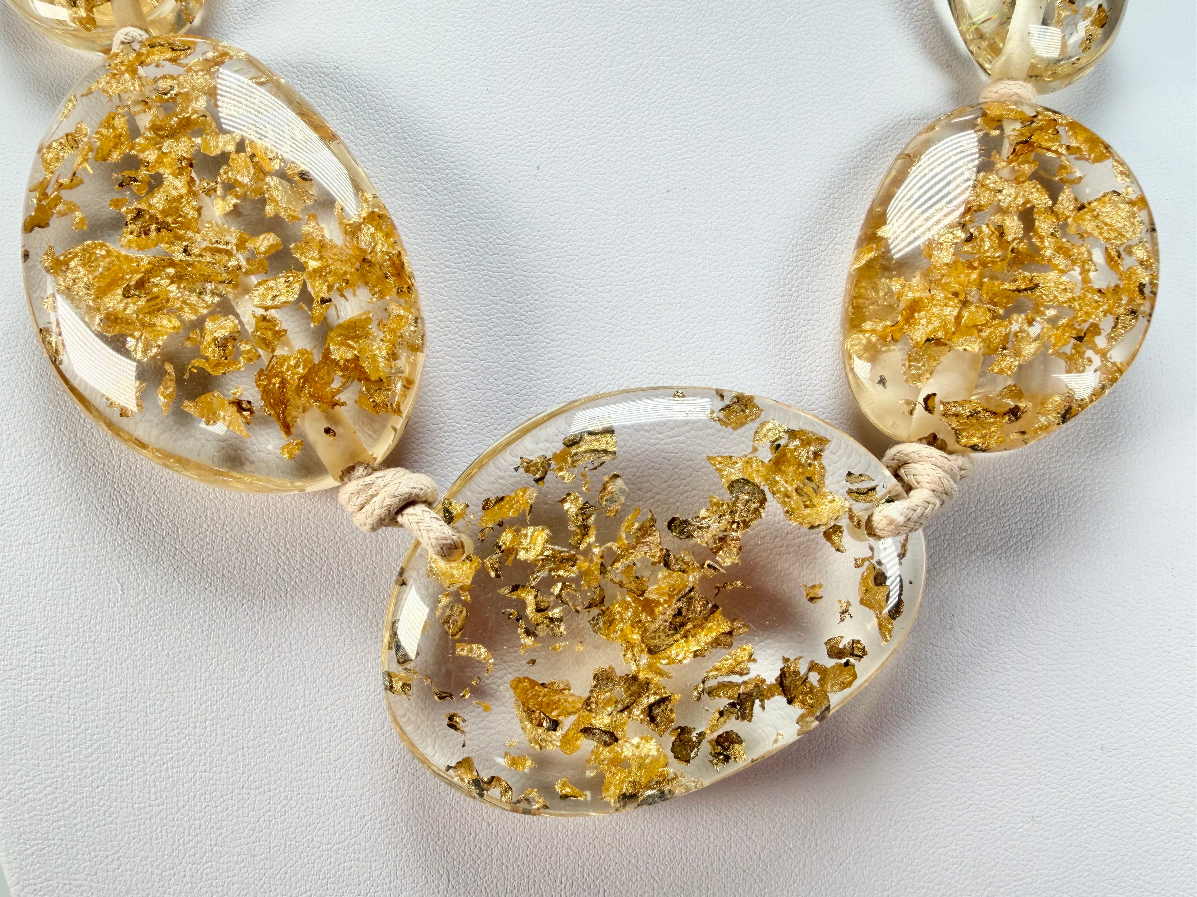 Jackie Brazil "Gold Flakes" Short Flat Riverstones 50cm Necklace ( N3616 )