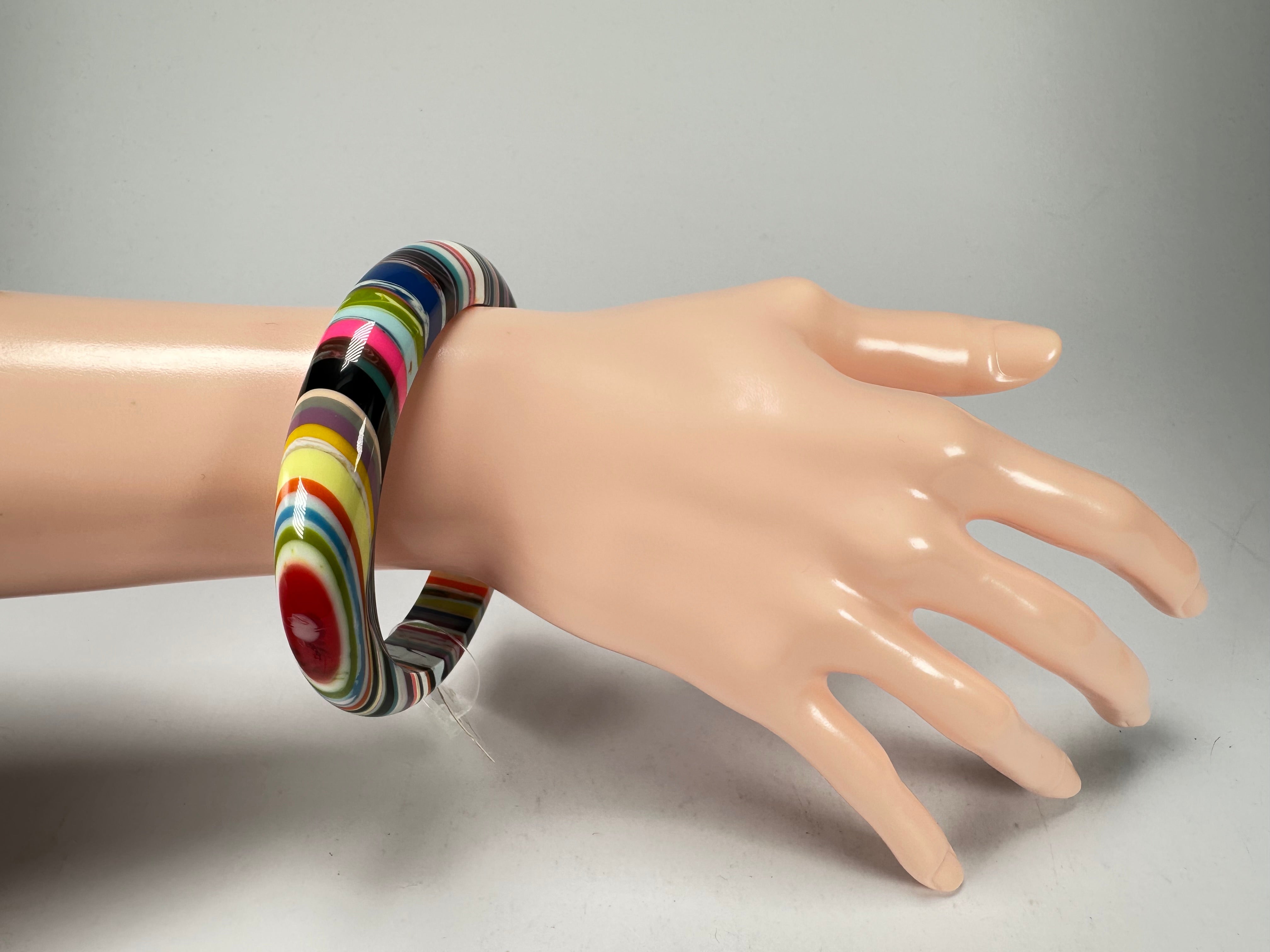 Jackie Brazil "Thin Cat Eye" Liquorice Allsorts with Cat Eye Spring Colour 1.3cm Resin Bangle ( B1151 )