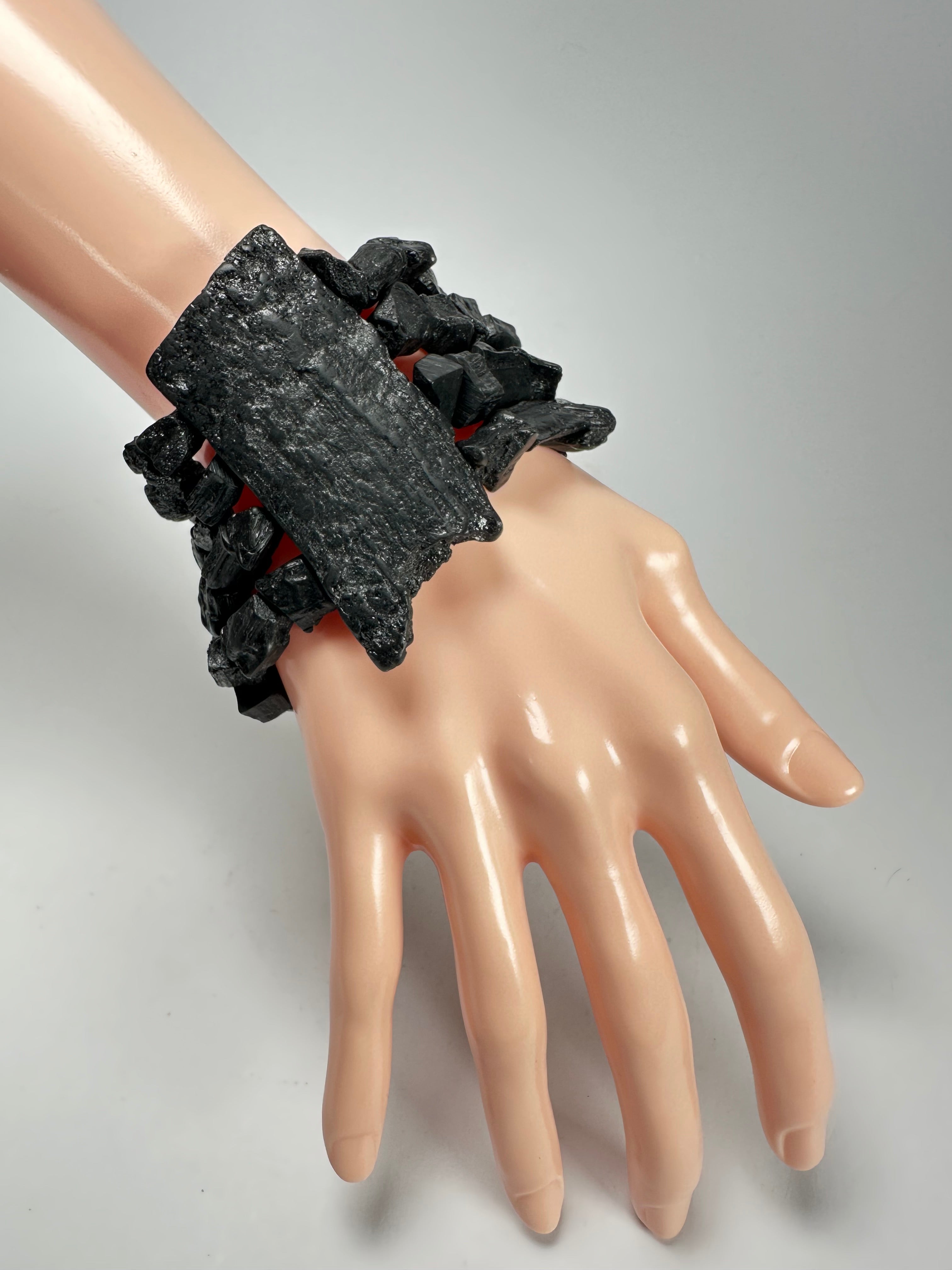 Jackie Brazil "4 Row w/ Feature Plate" Charcoal Resin Bracelet ( B2732 )