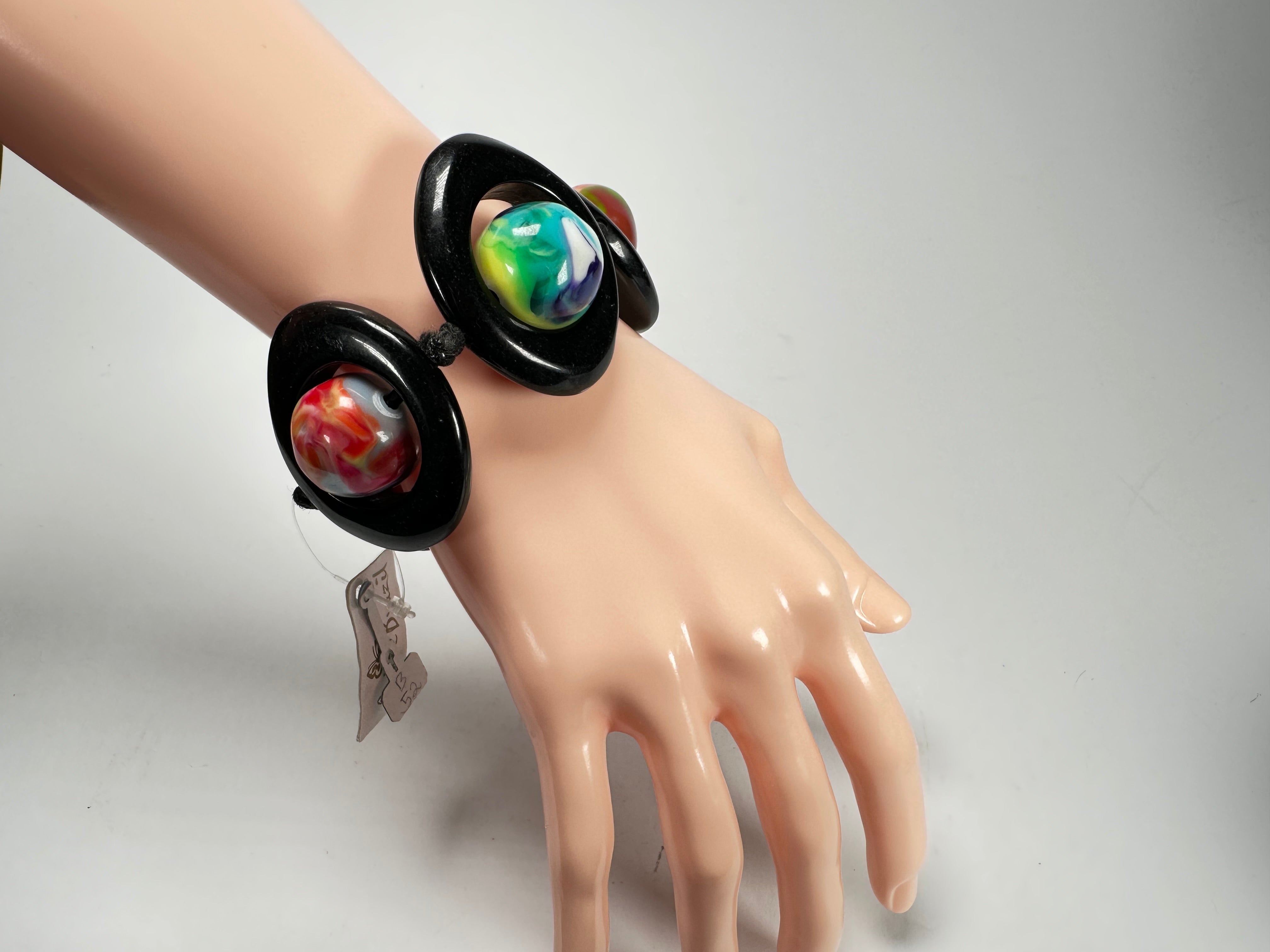 Jackie Brazil "Saturn" Black & Kandinsky Disc & Ball Elastic Bracelet ( B0052 )