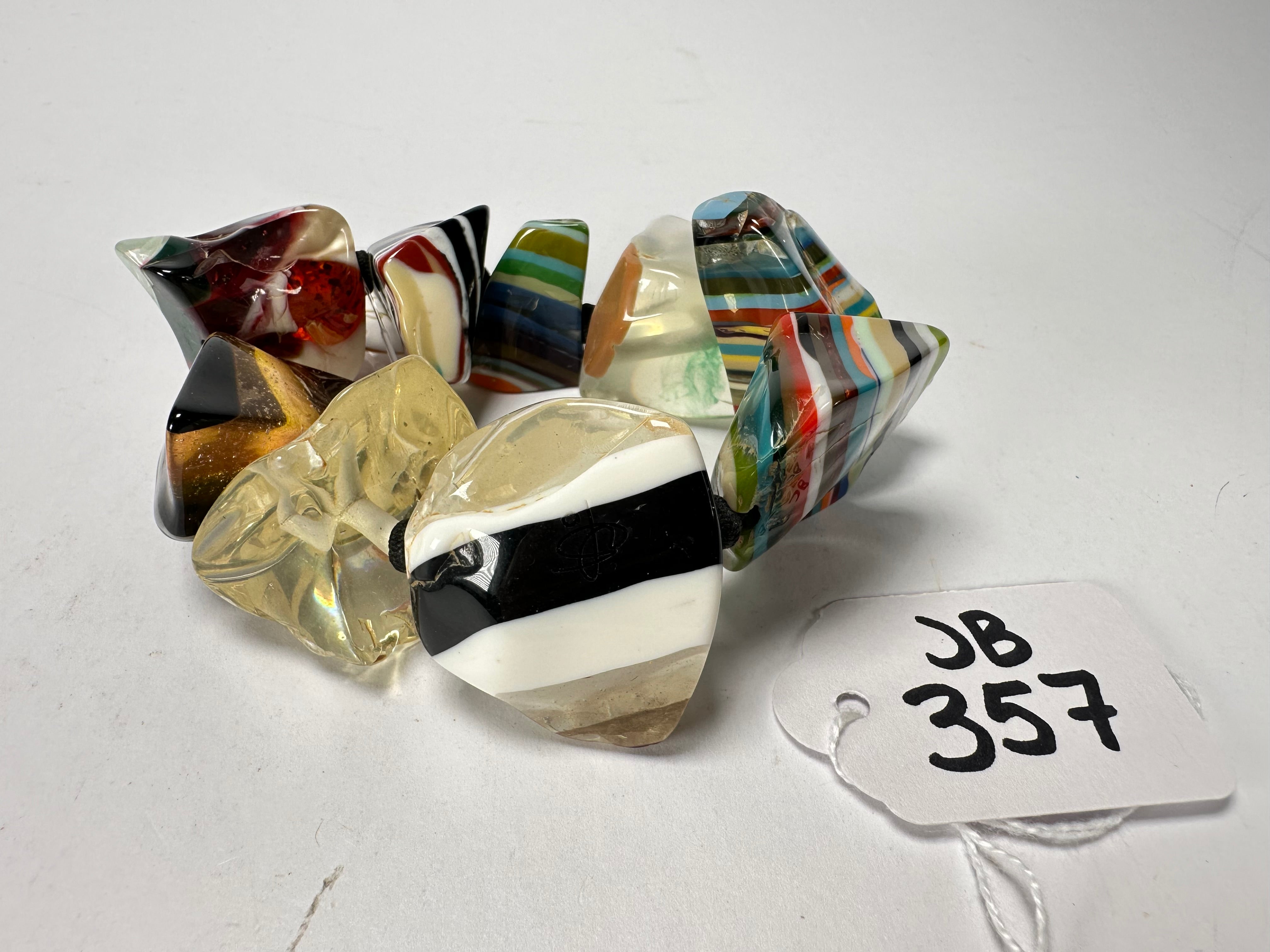 Jackie Brazil "Agatha" Large Liquorice Pop Art Stone Elasticated Bracelet ( B2878 )