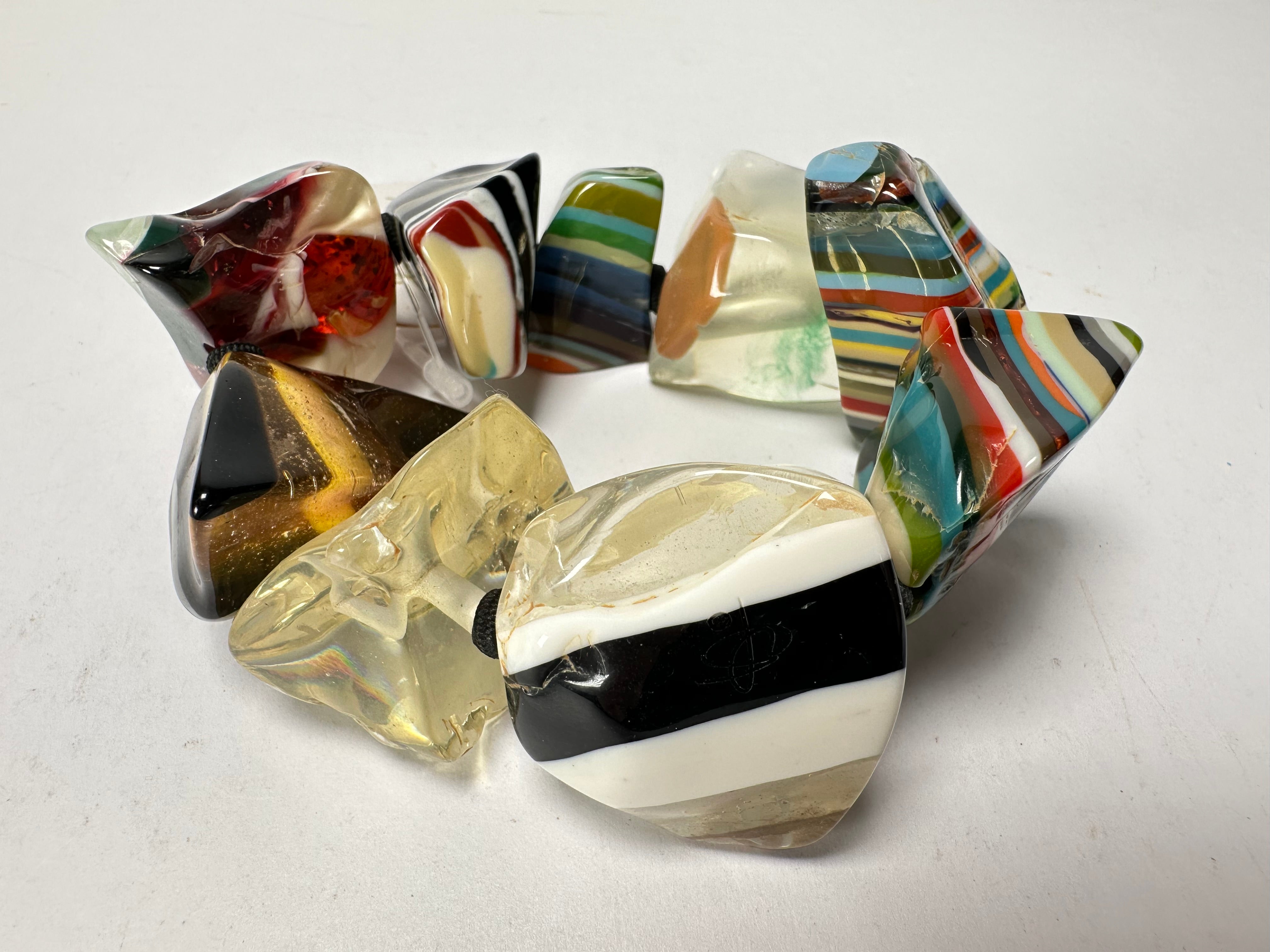 Jackie Brazil "Agatha" Large Liquorice Pop Art Stone Elasticated Bracelet ( B2878 )