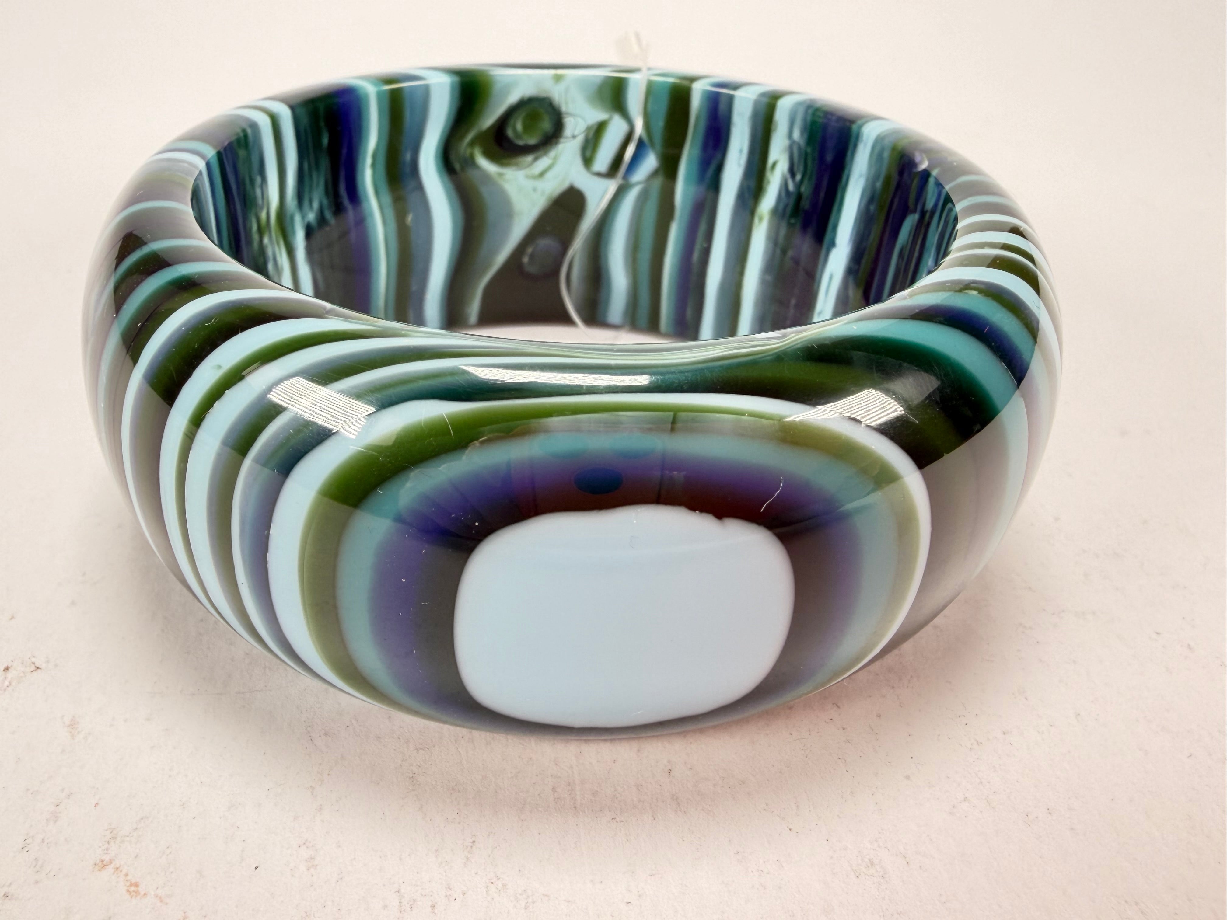 Jackie Brazil "All Sorts "Liquorice w/Cat Eye Blue Mix 3.4cm Bangle ( B2444 )