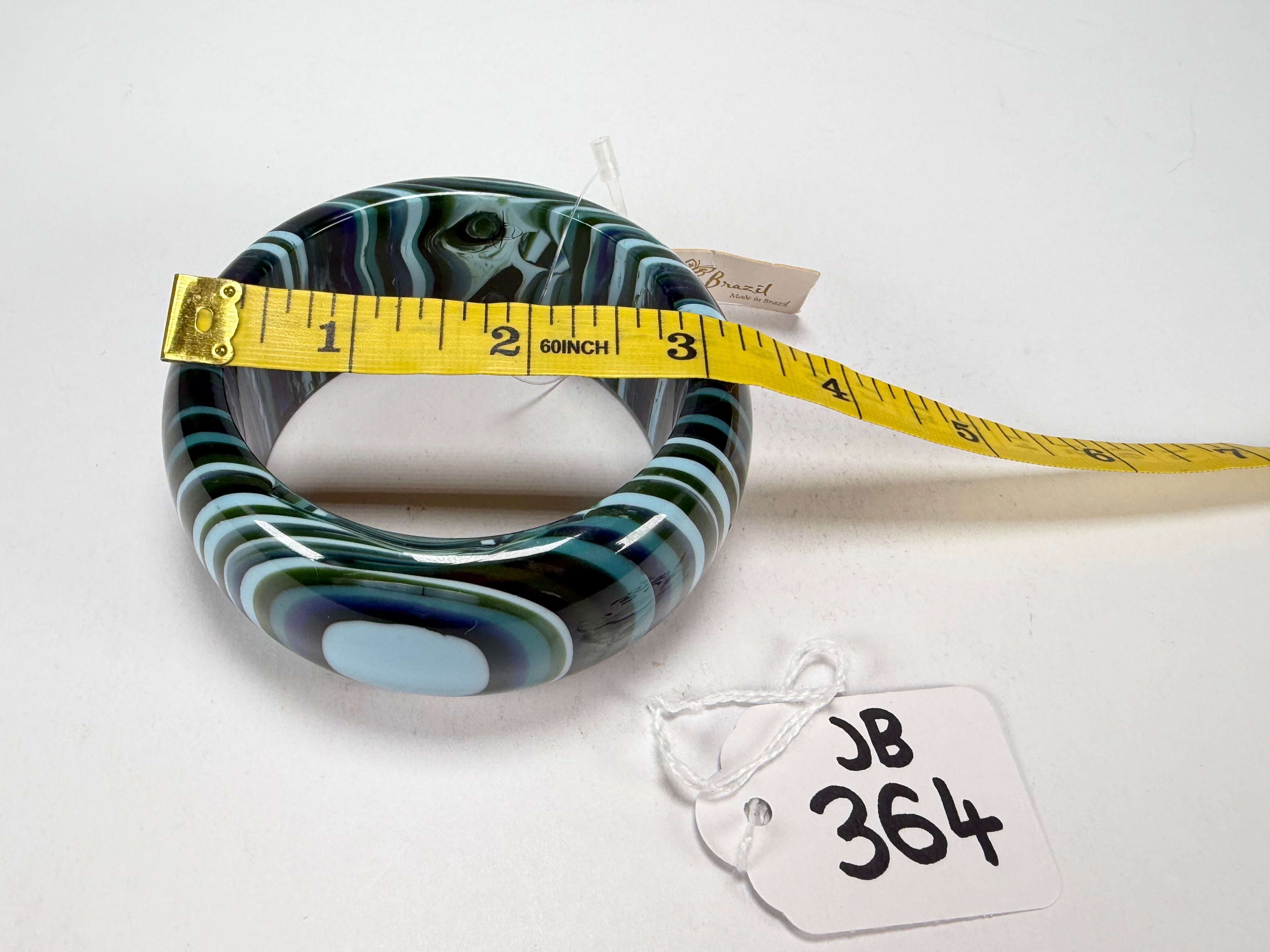 Jackie Brazil "All Sorts "Liquorice w/Cat Eye Blue Mix 3.4cm Bangle ( B2444 )