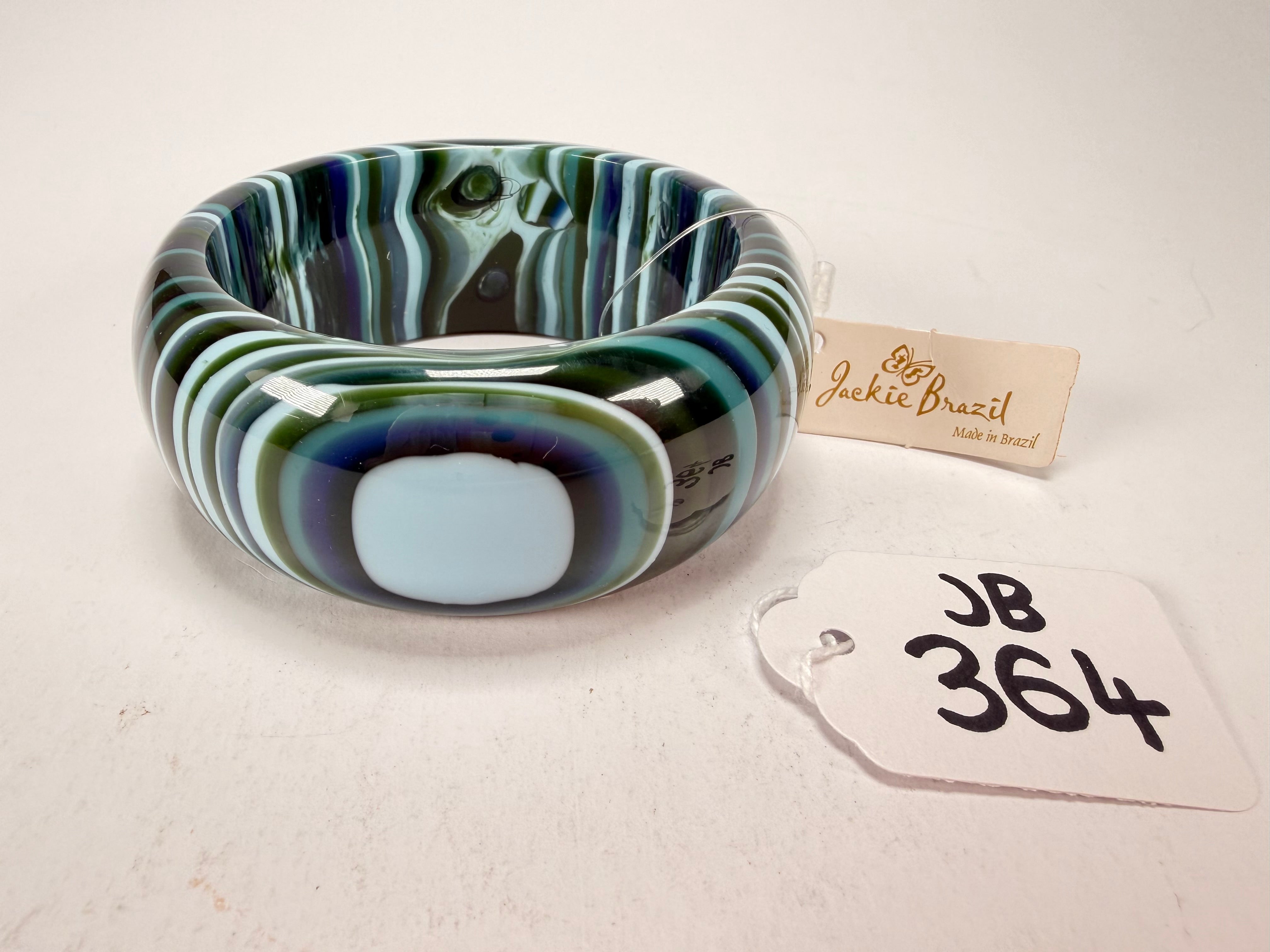 Jackie Brazil "All Sorts "Liquorice w/Cat Eye Blue Mix 3.4cm Bangle ( B2444 )