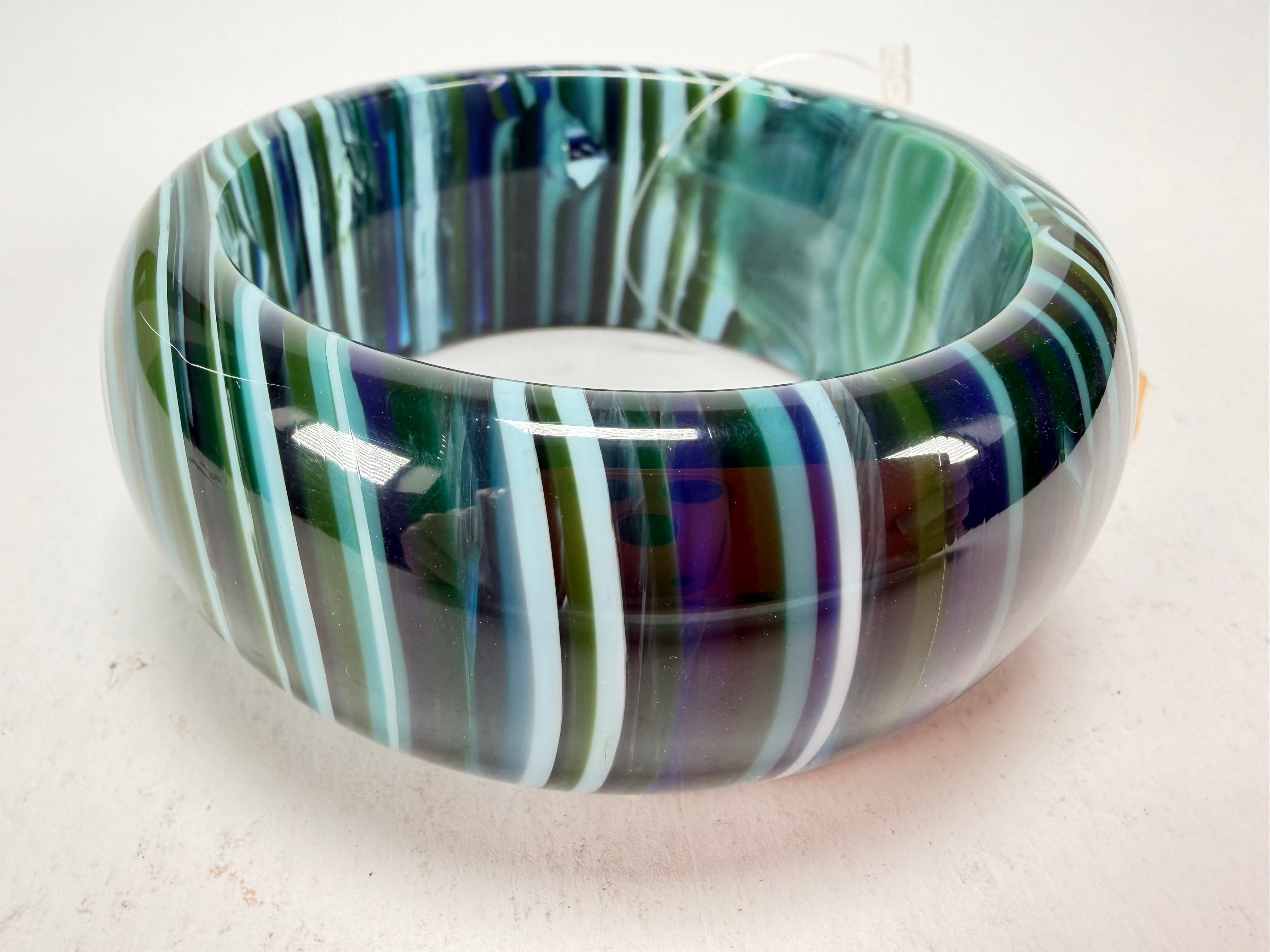 Jackie Brazil "All Sorts "Liquorice w/Cat Eye Blue Mix 3.4cm Bangle ( B2444 )