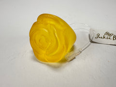 Jackie Brazil "Rose" Yellow Resin Rose Ring ( R0585 ) Size UK N / US 6.5