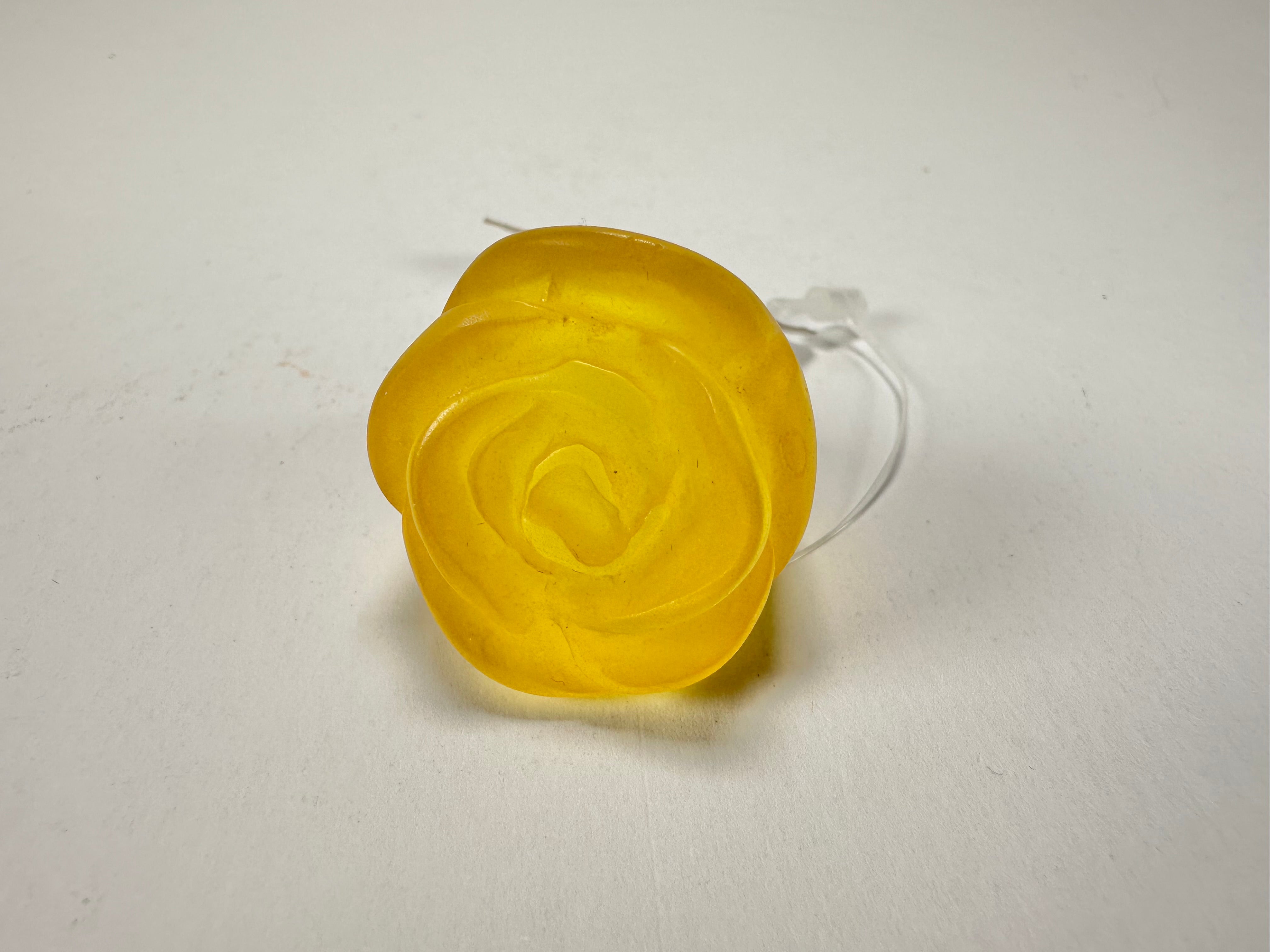 Jackie Brazil "Rose" Yellow Resin Rose Ring ( R0585 ) Size UK N / US 6.5