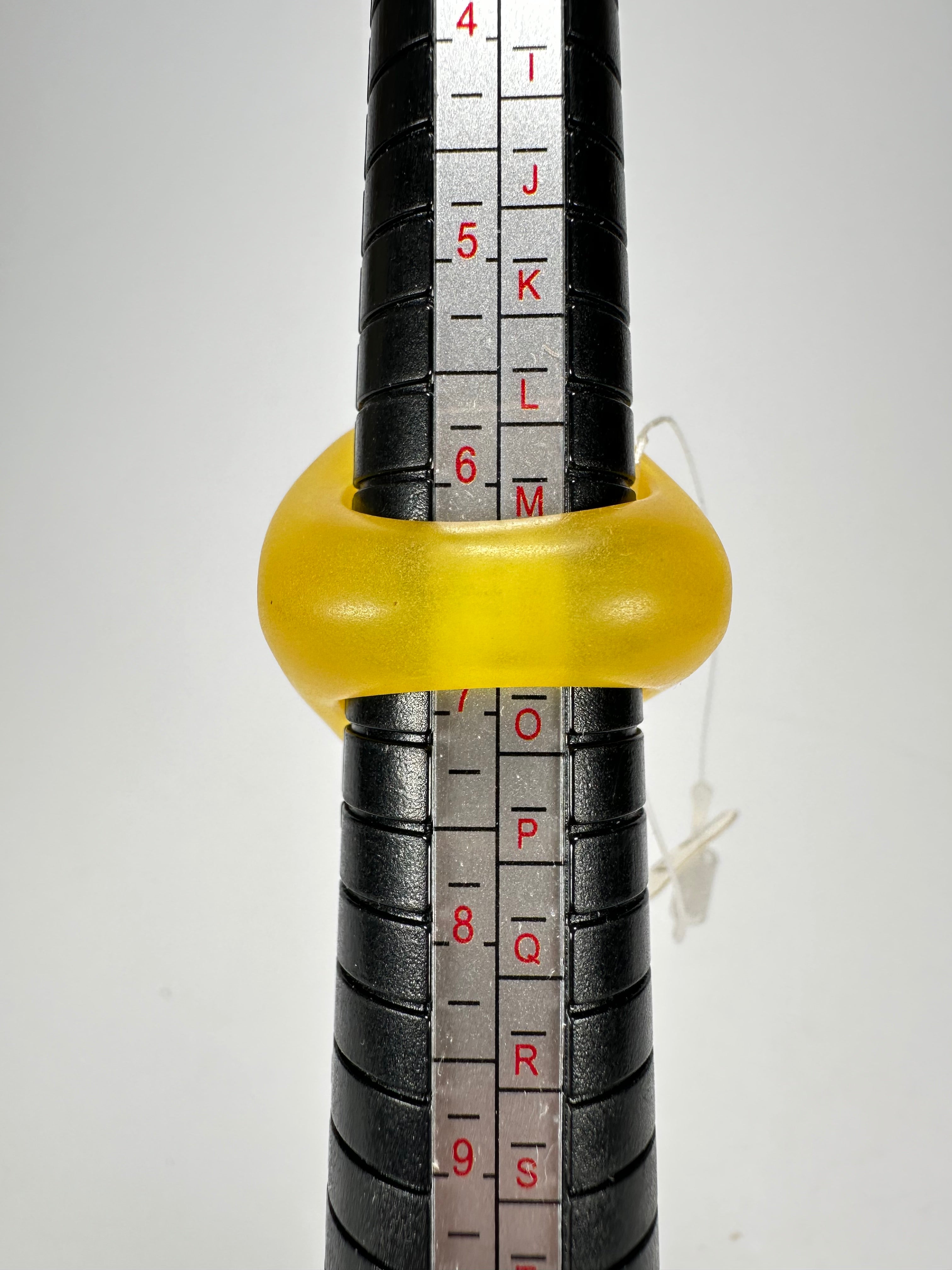 Jackie Brazil "Rose" Yellow Resin Rose Ring ( R0585 ) Size UK N / US 6.5