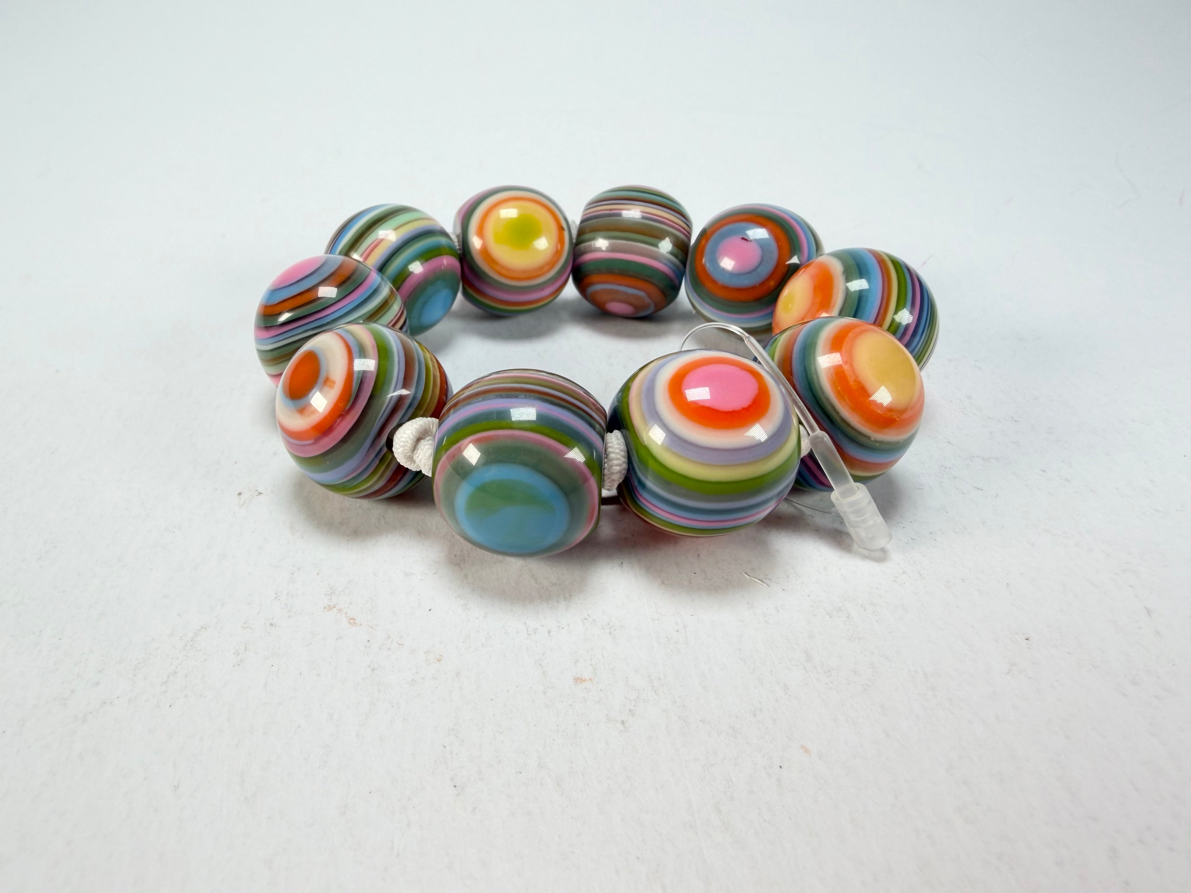 Jackie Brazil "Cat Eyes" Liquorice Allsorts Balls Spring Mix Resin Bracelet ( B0885 )