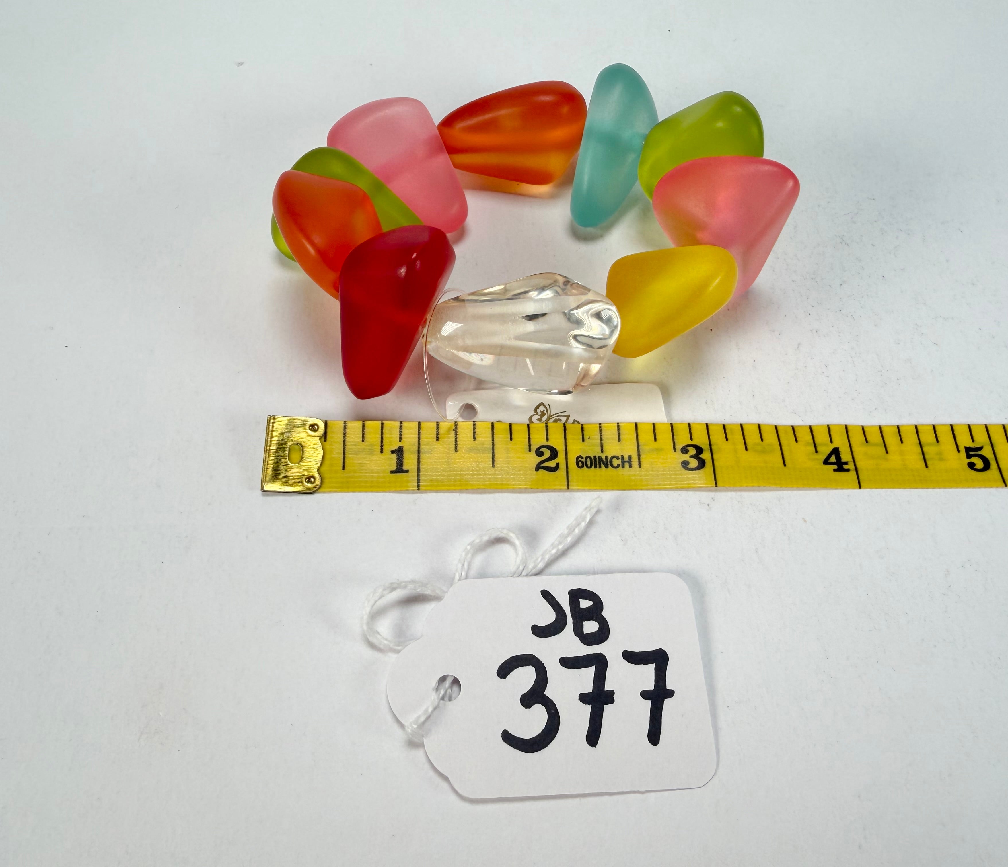 Jackie Brazil "Diamonds" Transparent Summer Frost Flintstone Bone Bracelet ( B0211 )