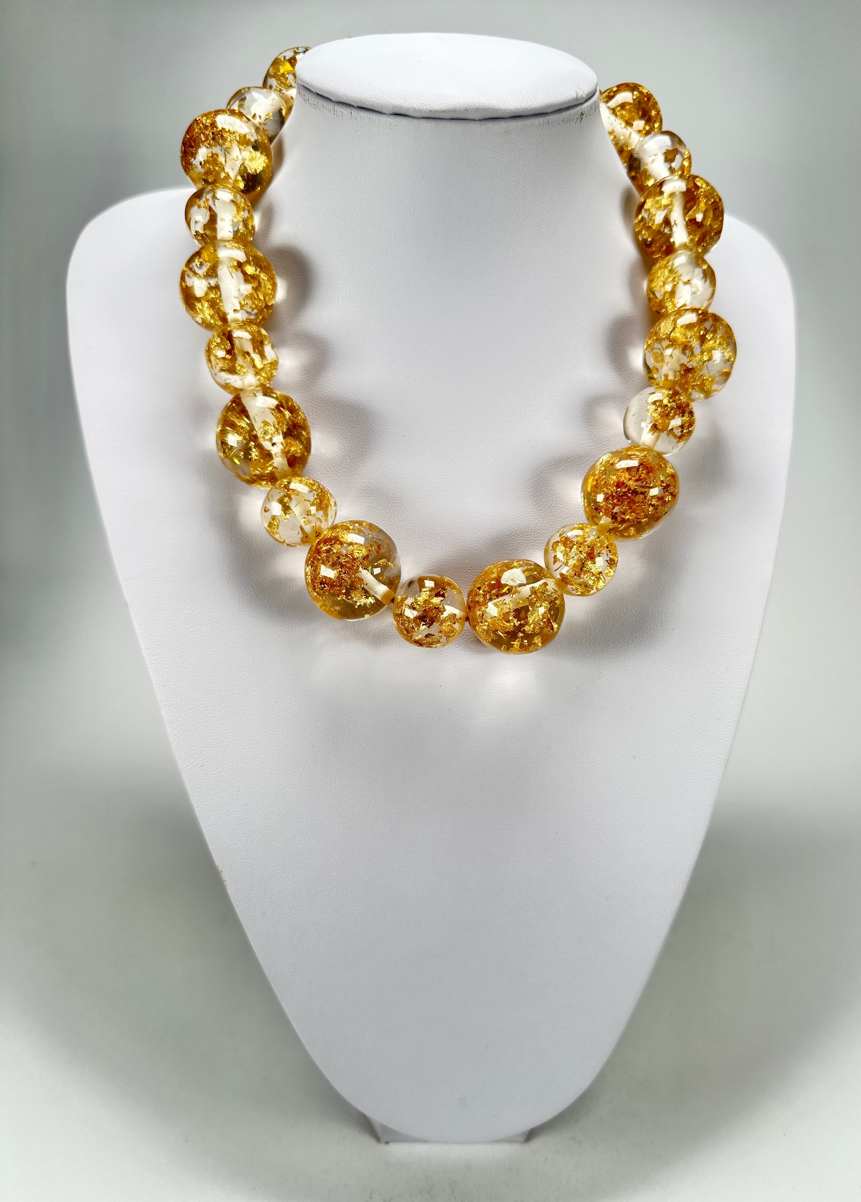 Jackie Brazil "Large Spheres" Short Abstract Gold Flakes Necklace 50cm ( N2692 )