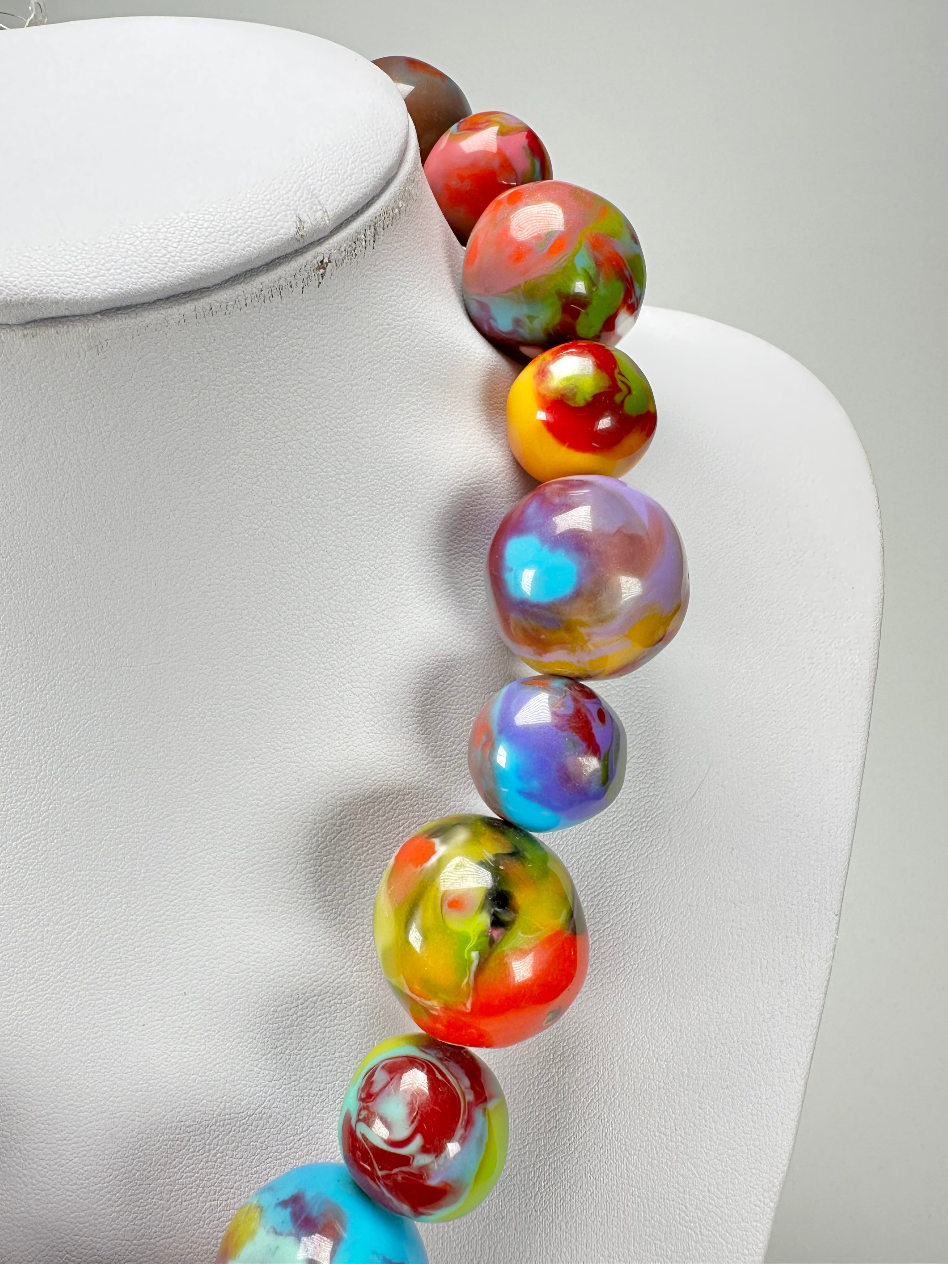 Jackie Brazil "Large Spheres" Kandinsky Short Abstract Necklace 50cm ( N2692 )