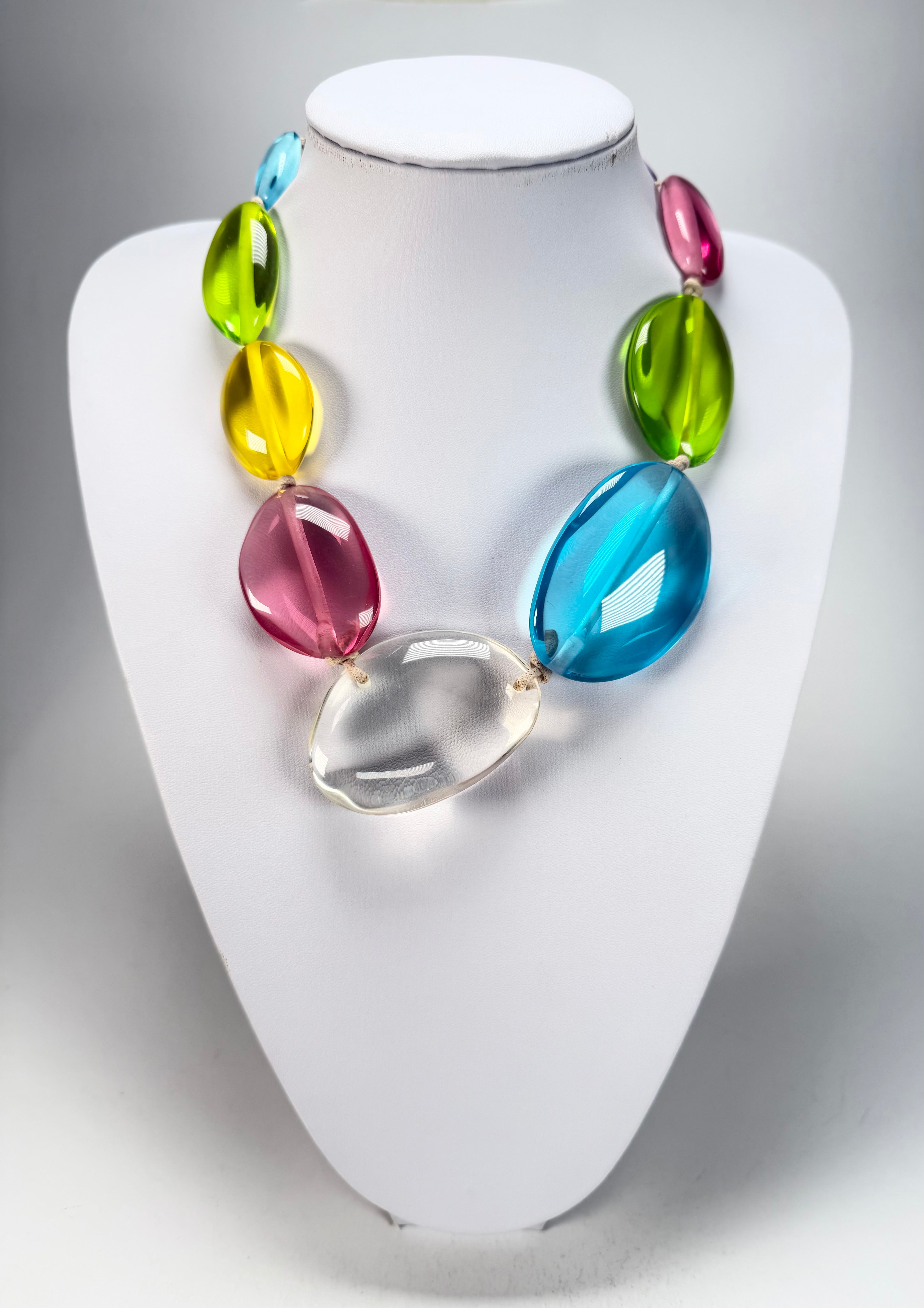 Jackie Brazil "Transparent" Summer Mix Short Flat Riverstones 50cm Necklace ( N3616 )