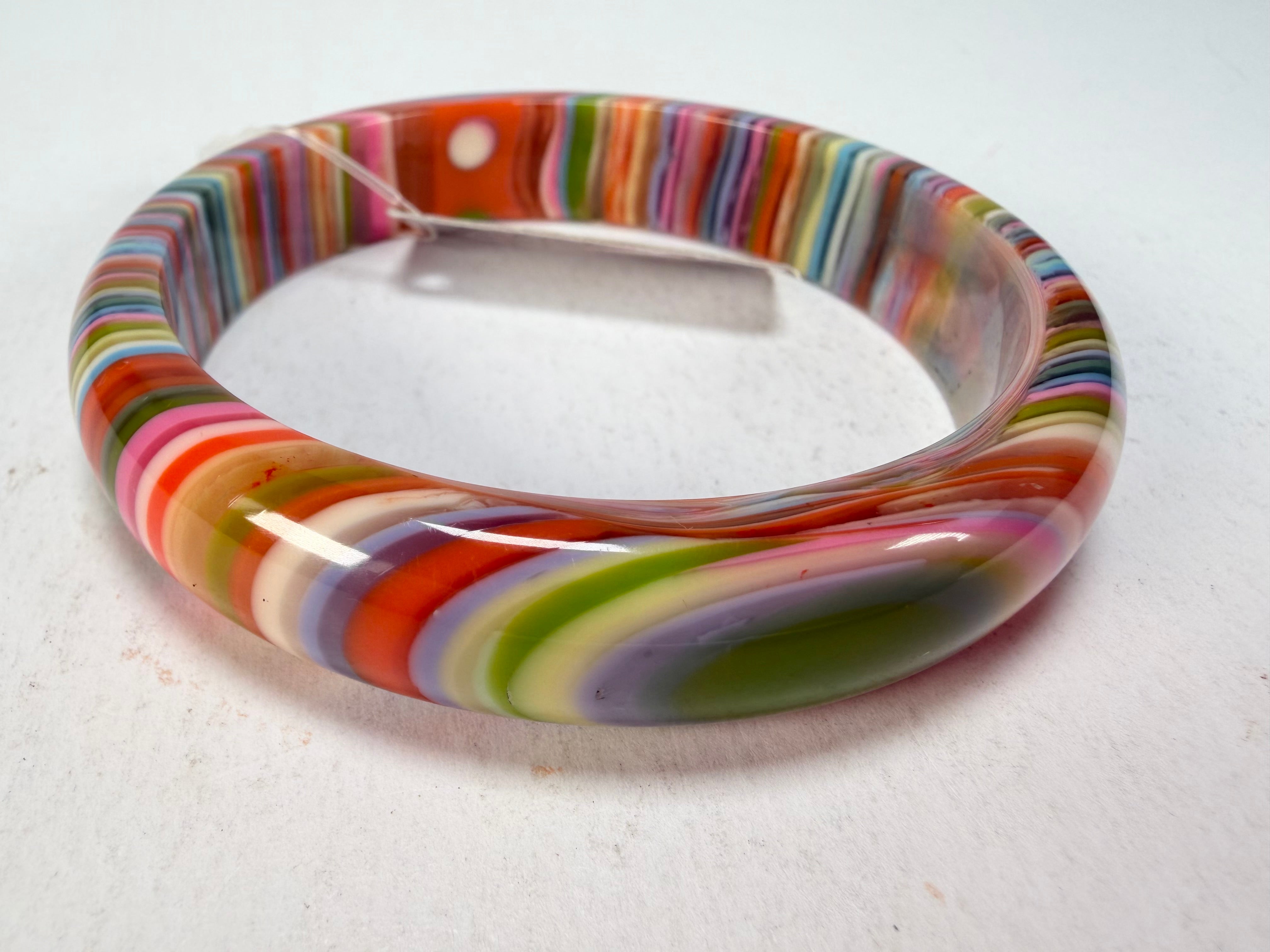 Jackie Brazil "Thin Cat Eye" Liquorice Allsorts with Cat Eye Spring Colour 1.3cm Resin Bangle ( B1151 )