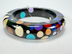 Jackie Brazil "Shinny Spotted" Black & Mix Spots Solid Round Resin 1.7cm Bangle ( B1726 )