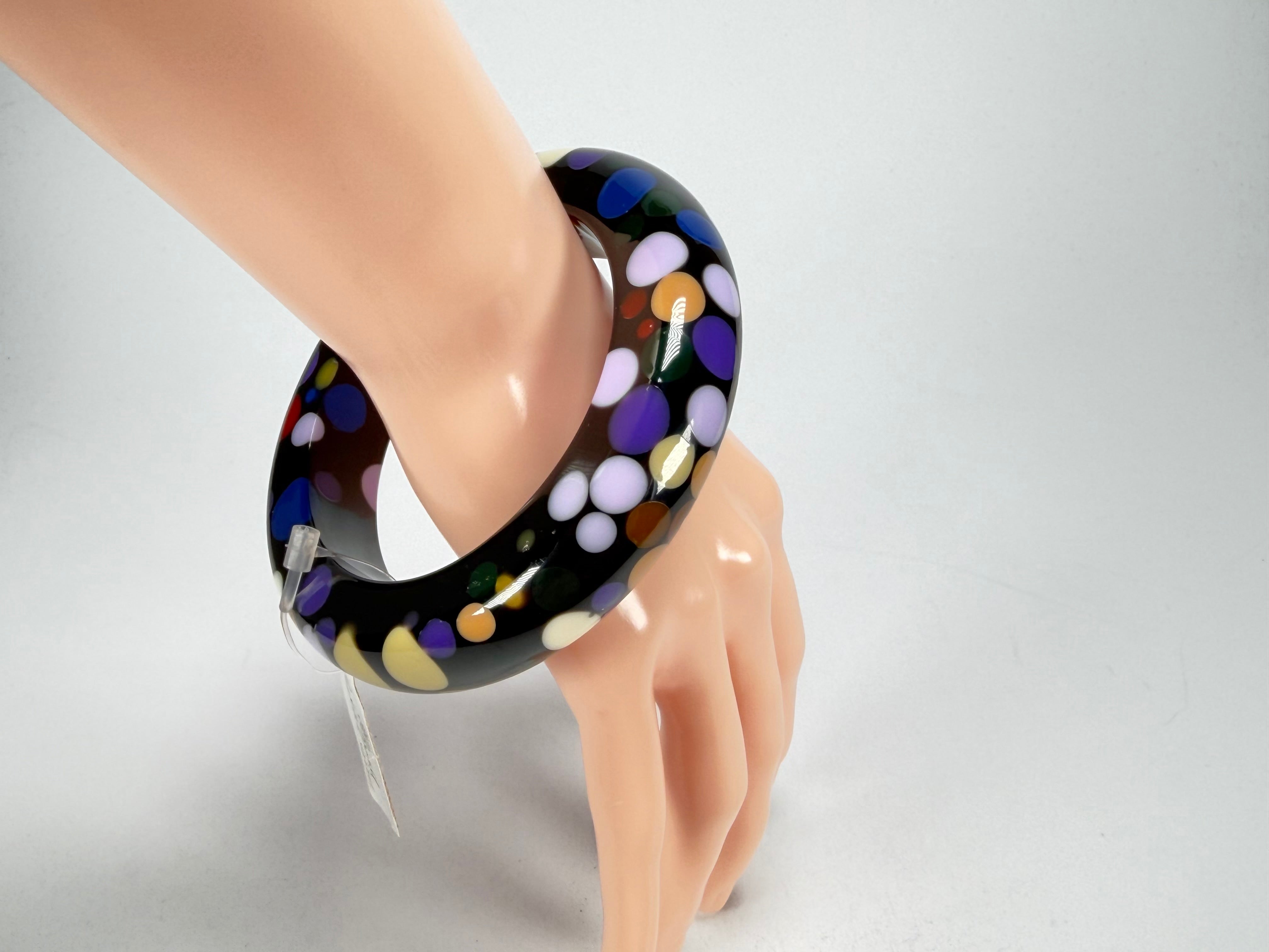 Jackie Brazil "Shinny Spotted" Black & Mix Spots Solid Round Resin 1.7cm Bangle ( B1726 )